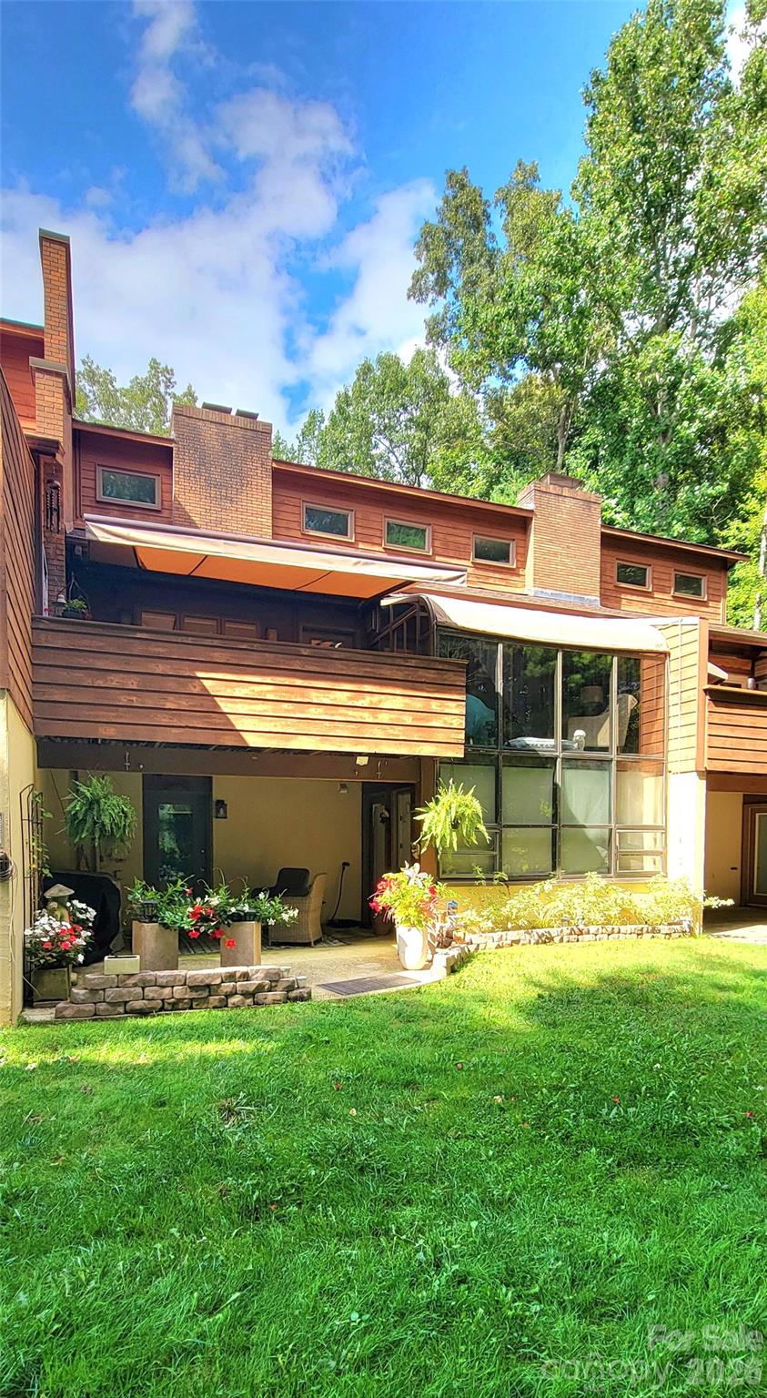 308 Woodfield Drive — Asheville