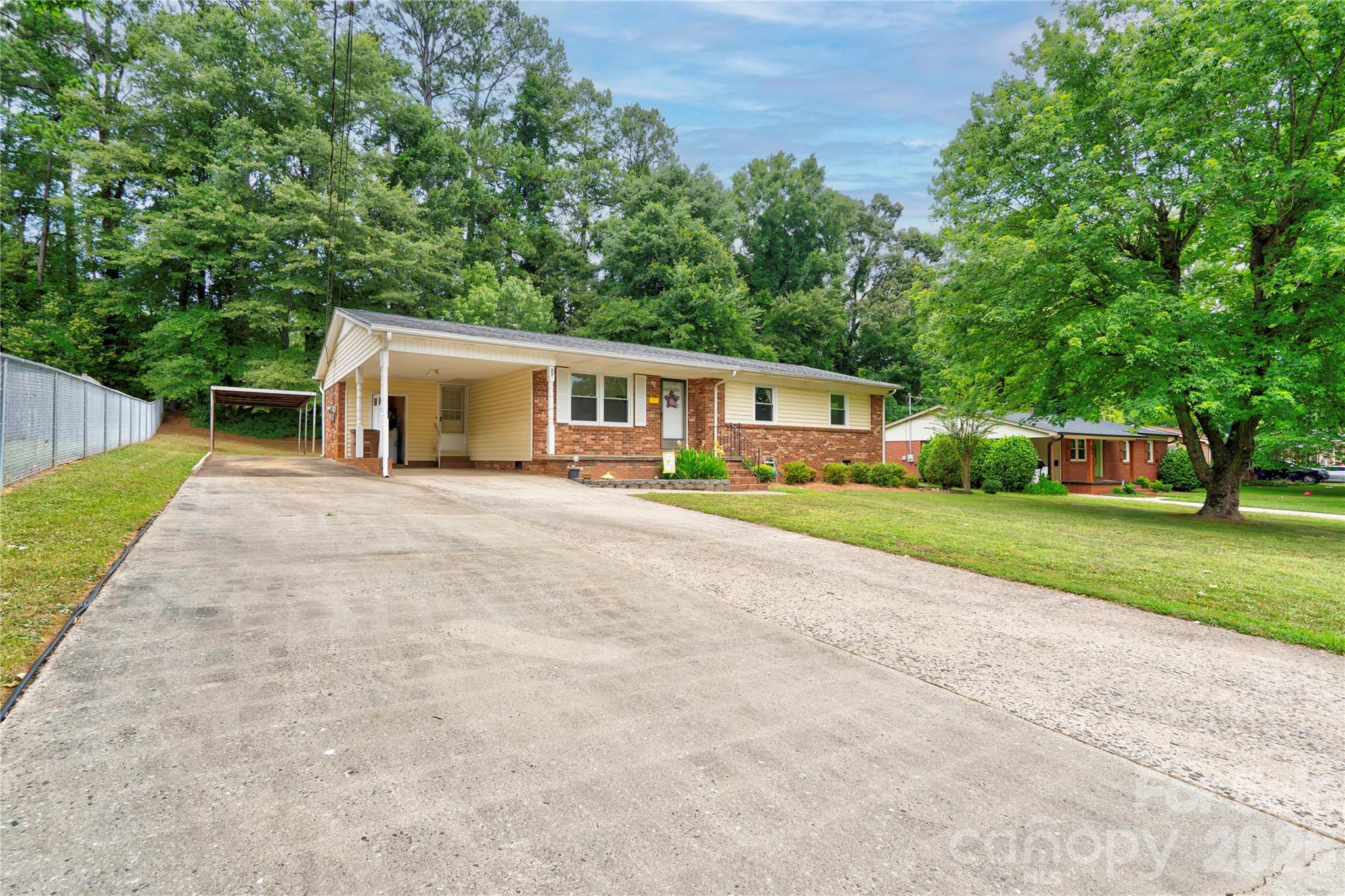 508 Leander Street — Shelby