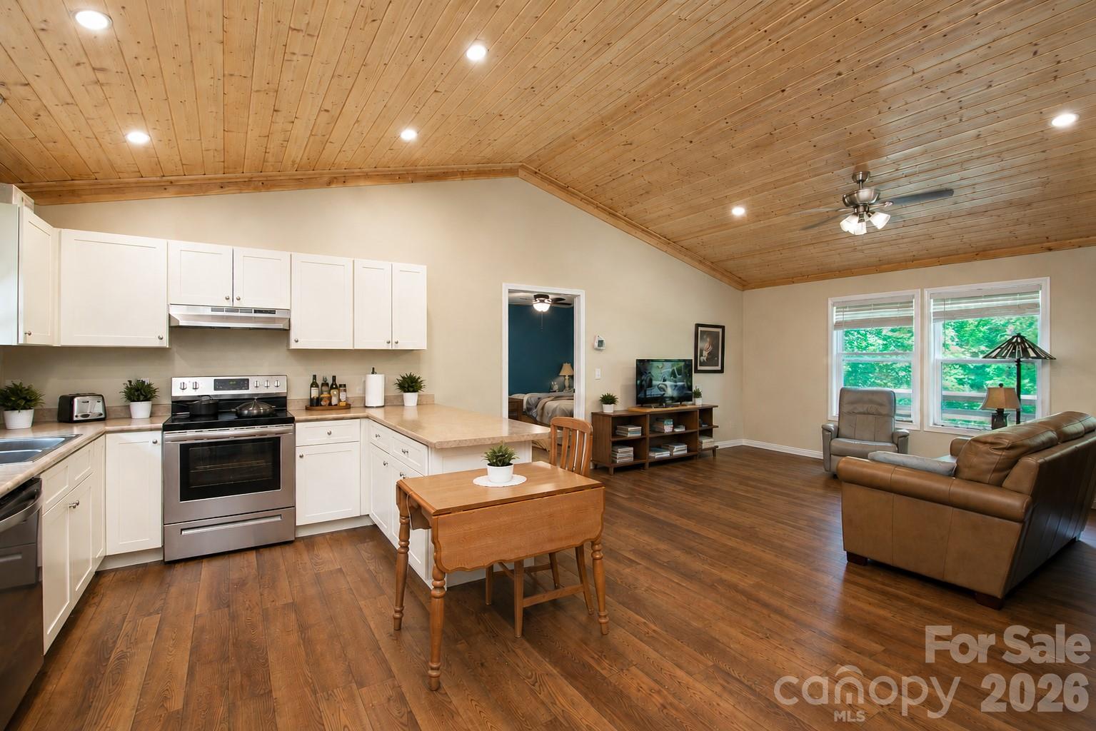 24 Old Rogers Lane — Sylva