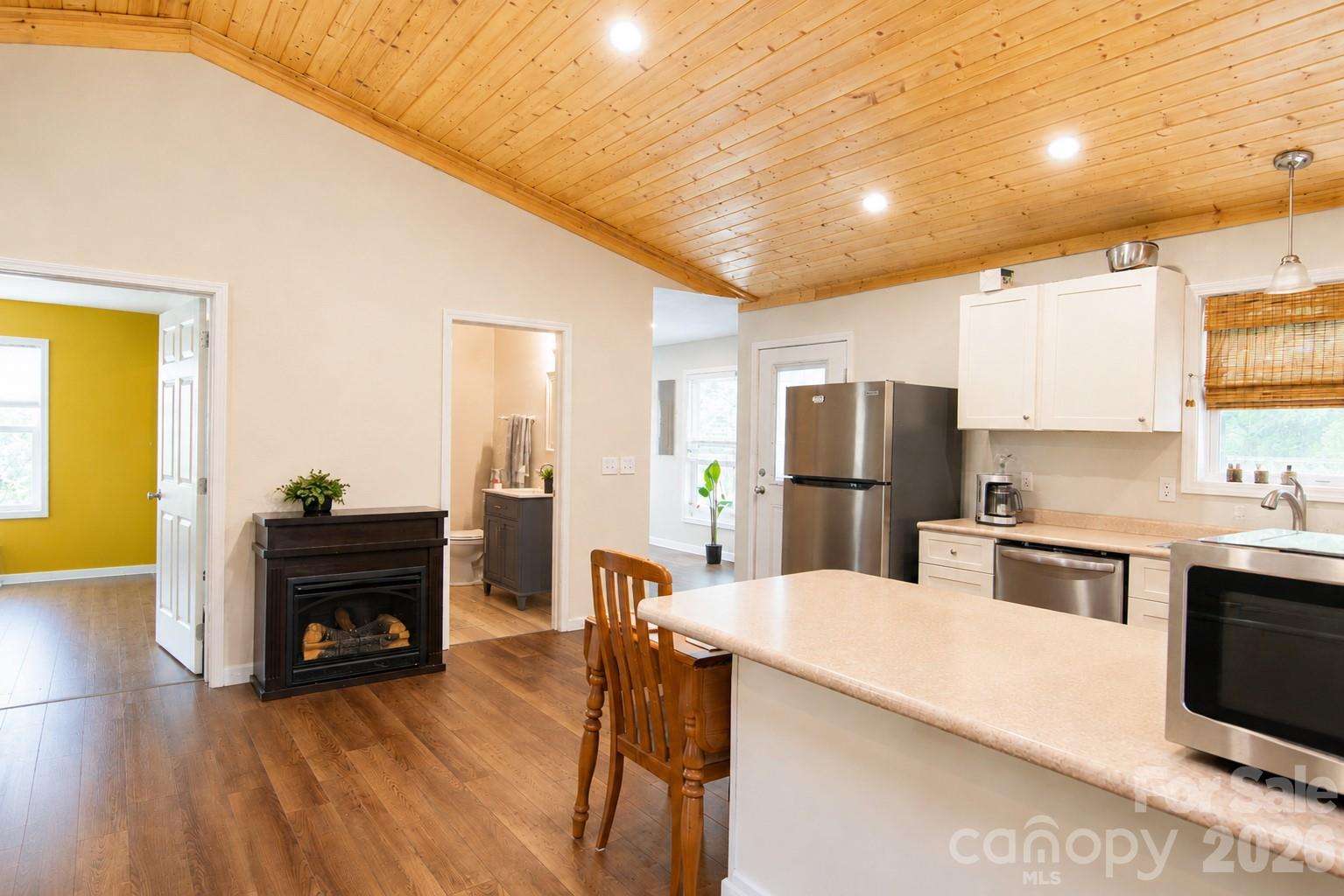 24 Old Rogers Lane — Sylva