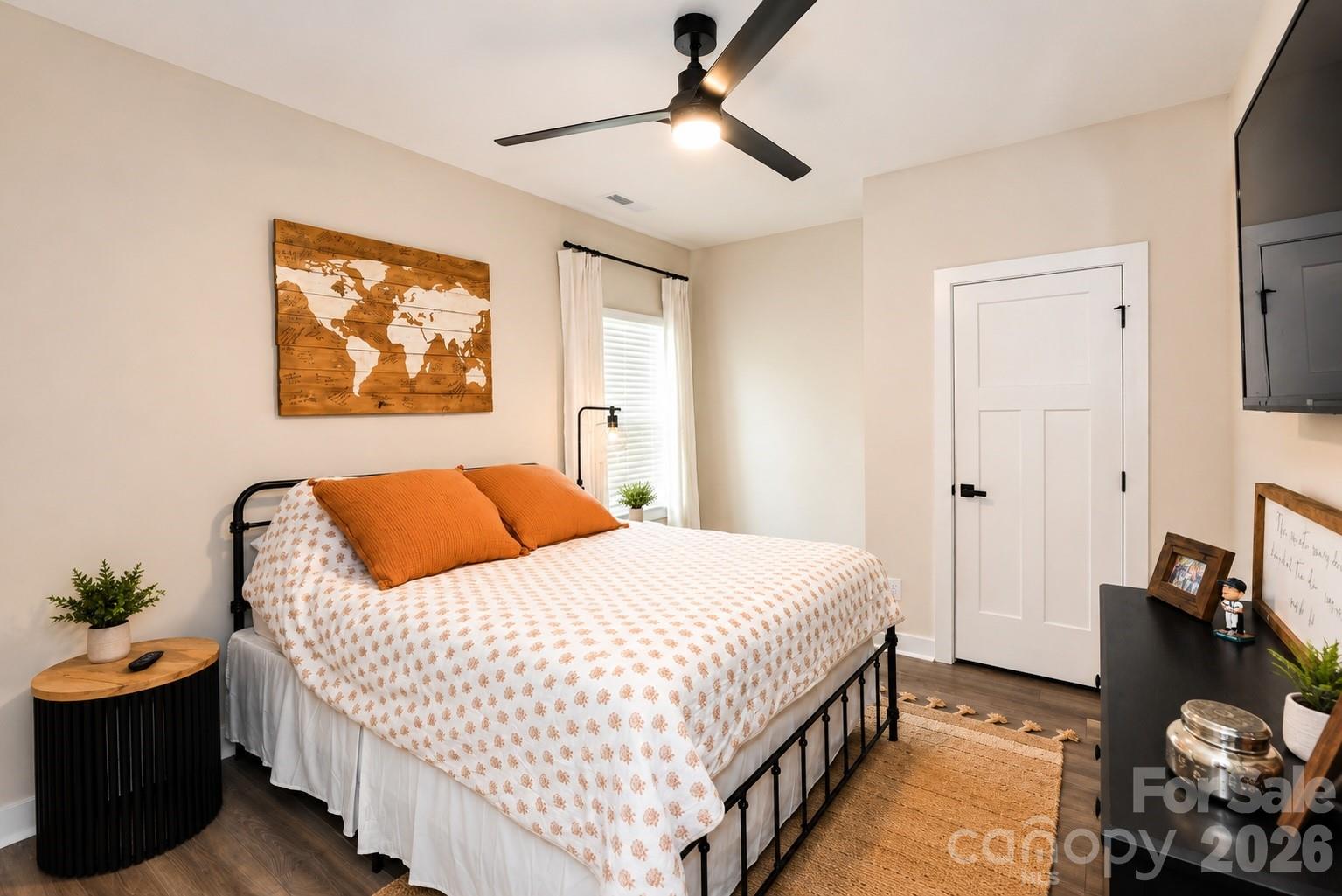 208 Tetcott Street — Mooresville