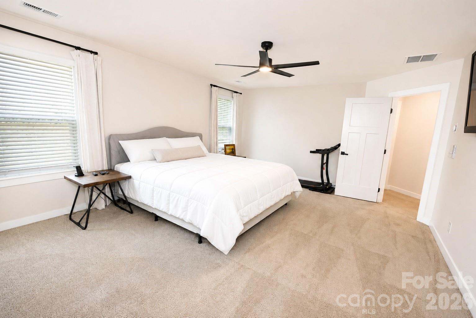 208 Tetcott Street — Mooresville