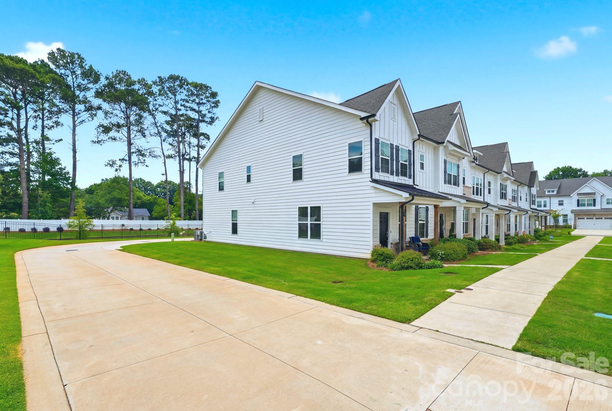 1943 Plath Top Road #30 — Rock Hill