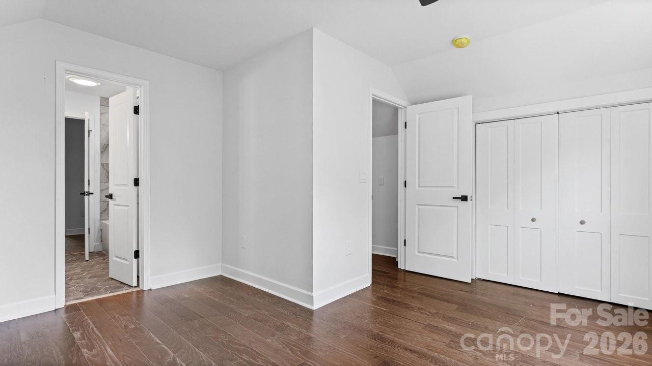 4115 N Sharon Amity Road — Charlotte