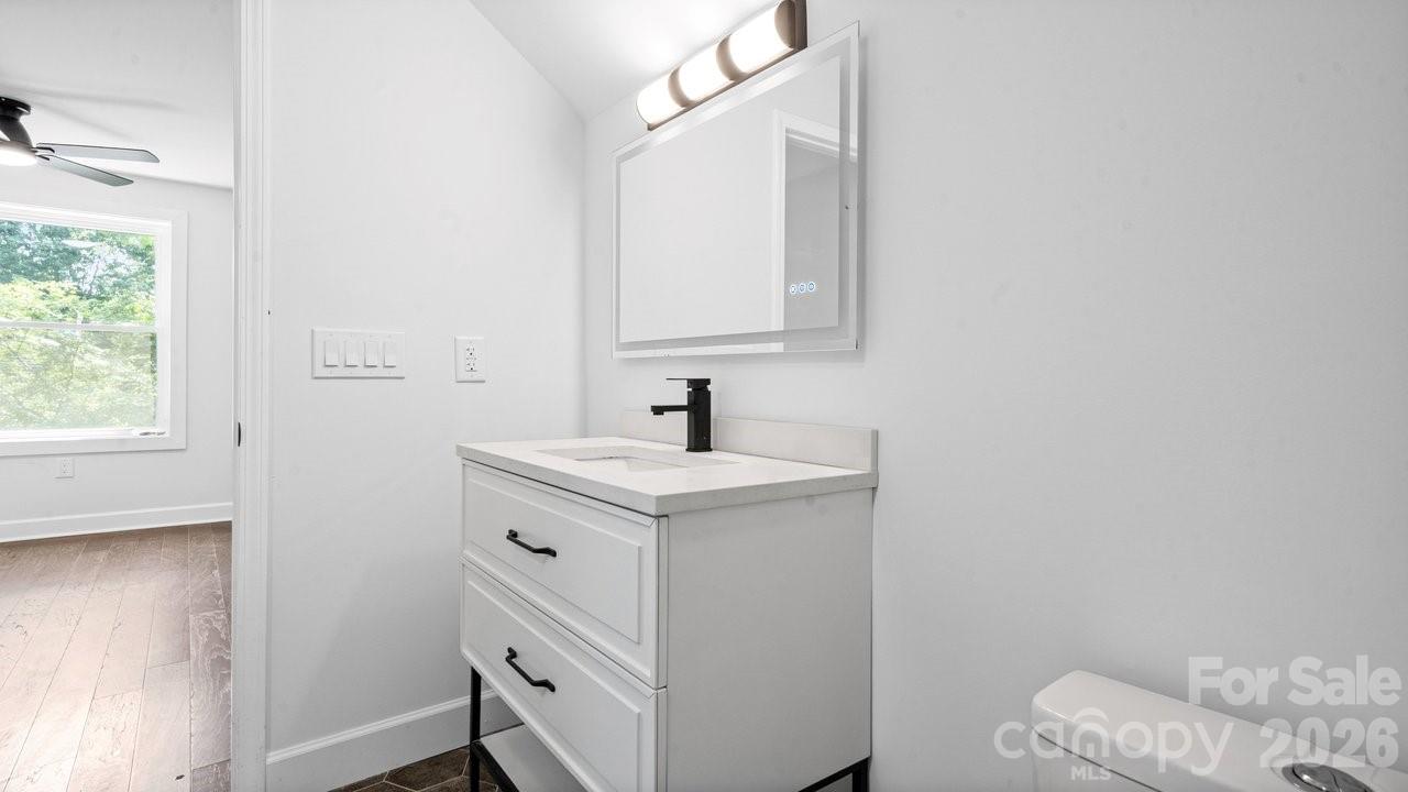 4115 N Sharon Amity Road — Charlotte
