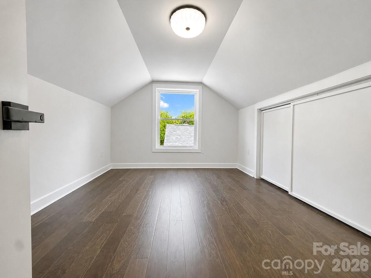 4115 N Sharon Amity Road — Charlotte