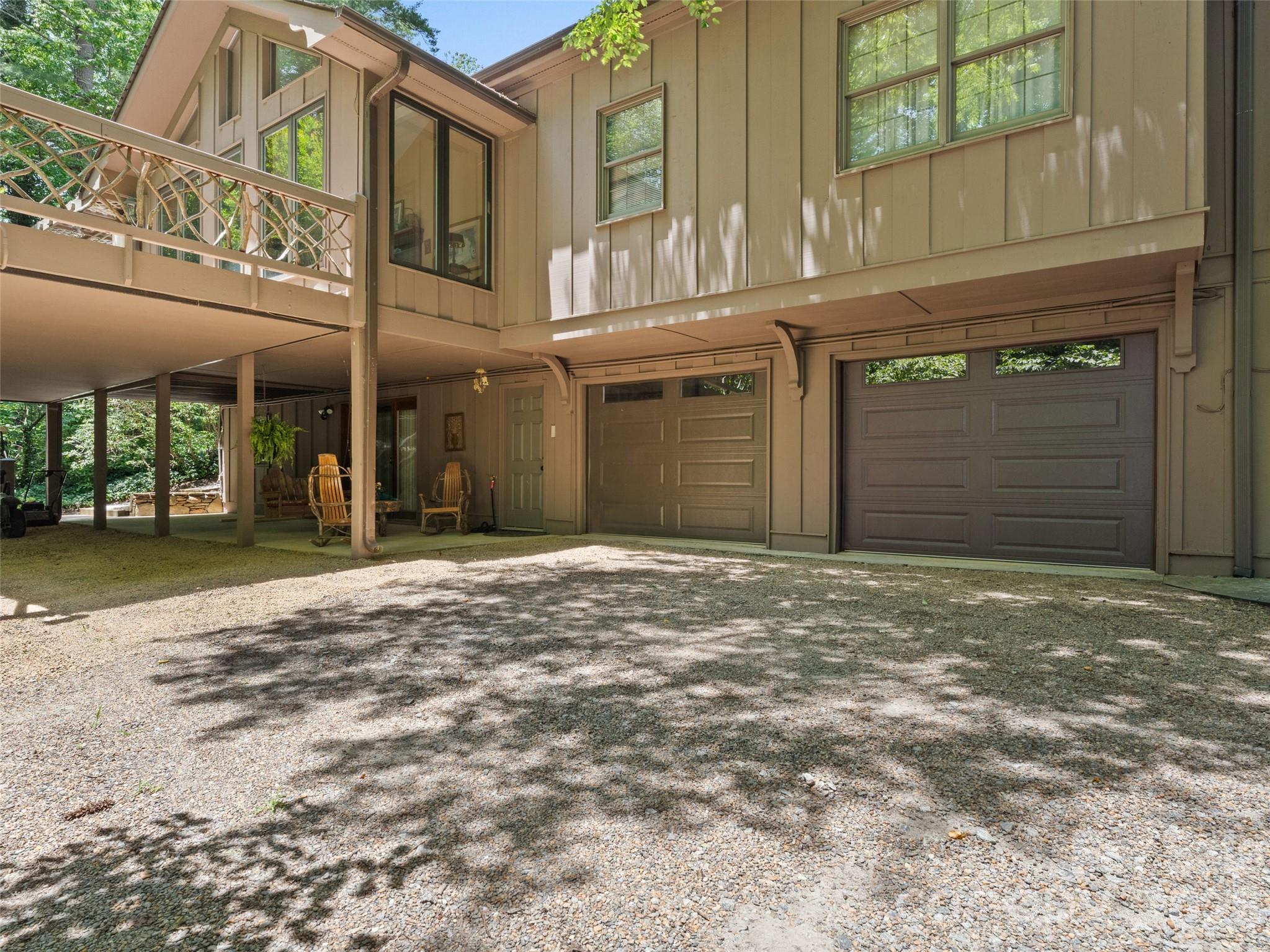 3 Westbridge Drive — Hendersonville