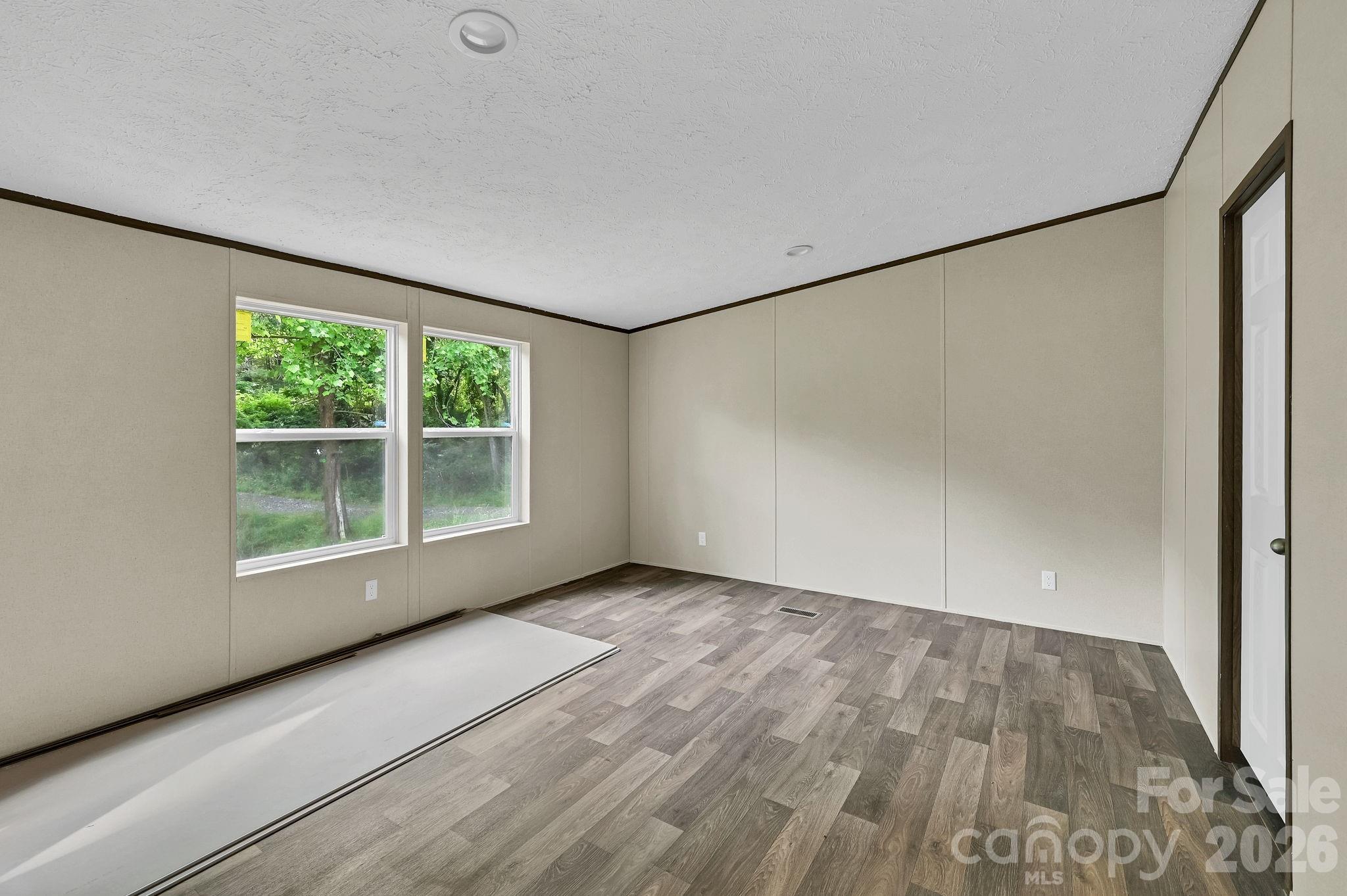 49 Spivey Mountain Road — Asheville