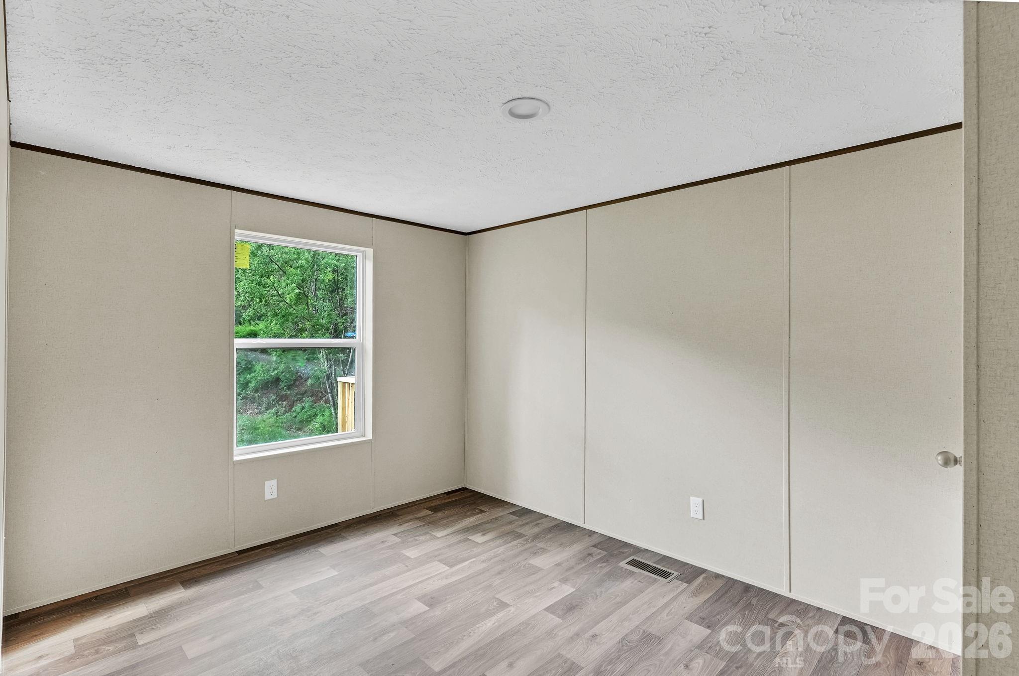 49 Spivey Mountain Road — Asheville