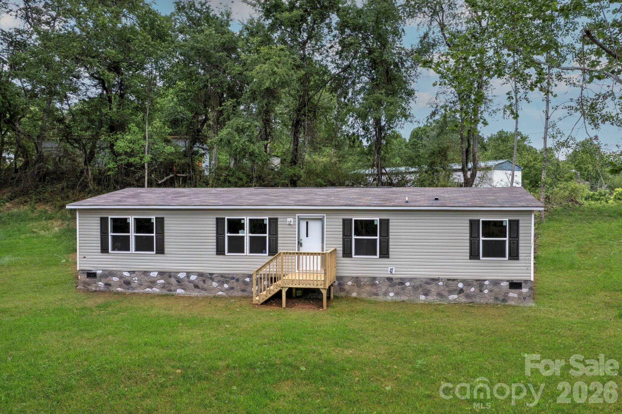 49 Spivey Mountain Road — Asheville