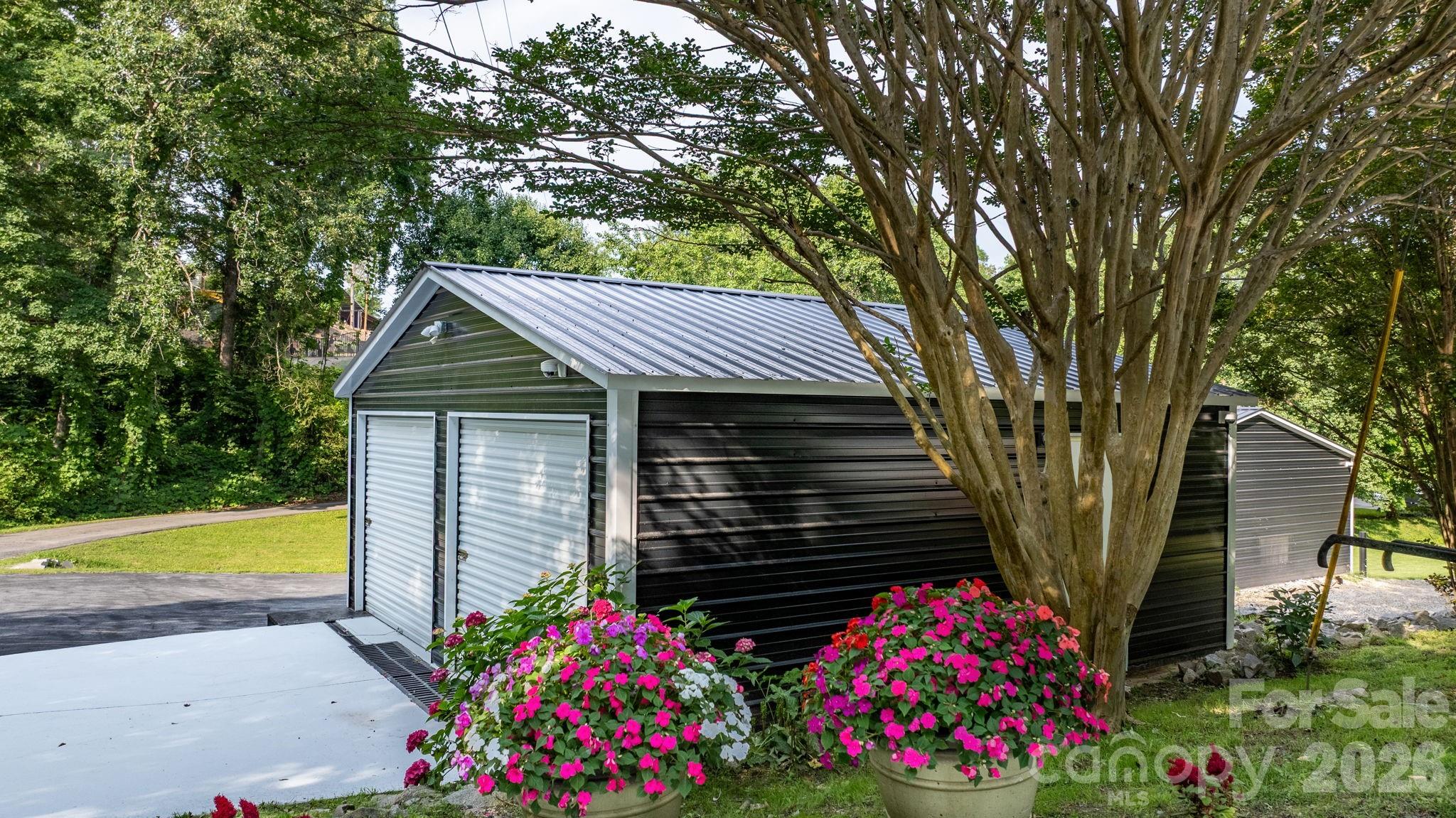61 Honeycutt Lane #2 — Nebo