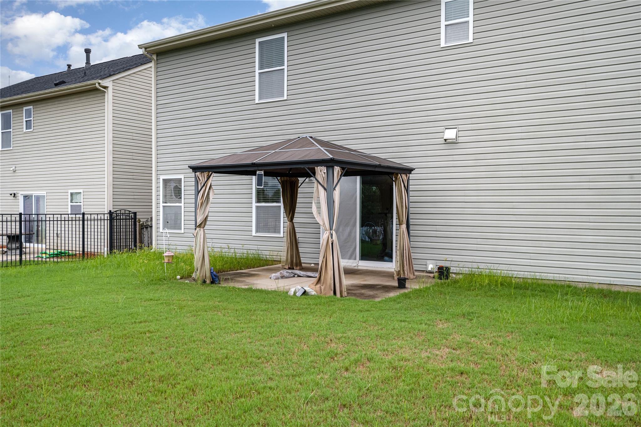 3530 Alister Avenue SW #190 — Concord