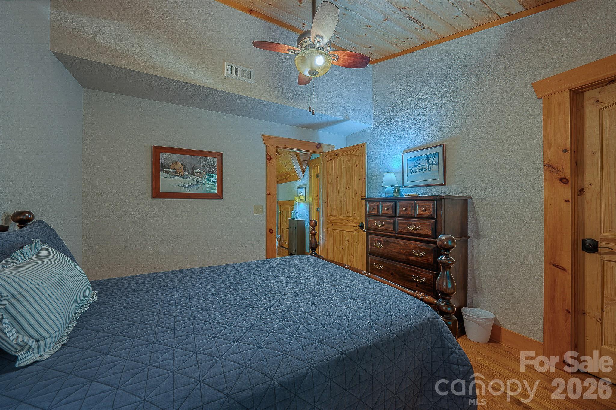1016 Horizon Trail — Nebo