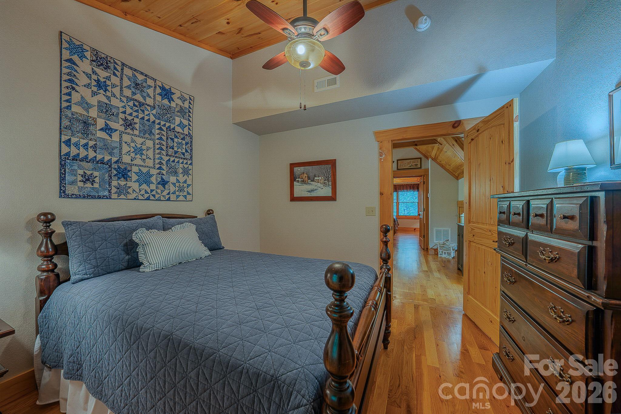 1016 Horizon Trail — Nebo