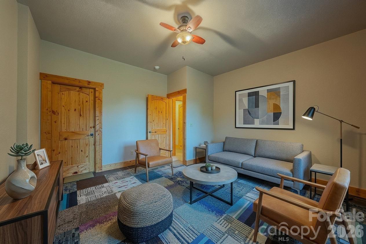 1016 Horizon Trail — Nebo