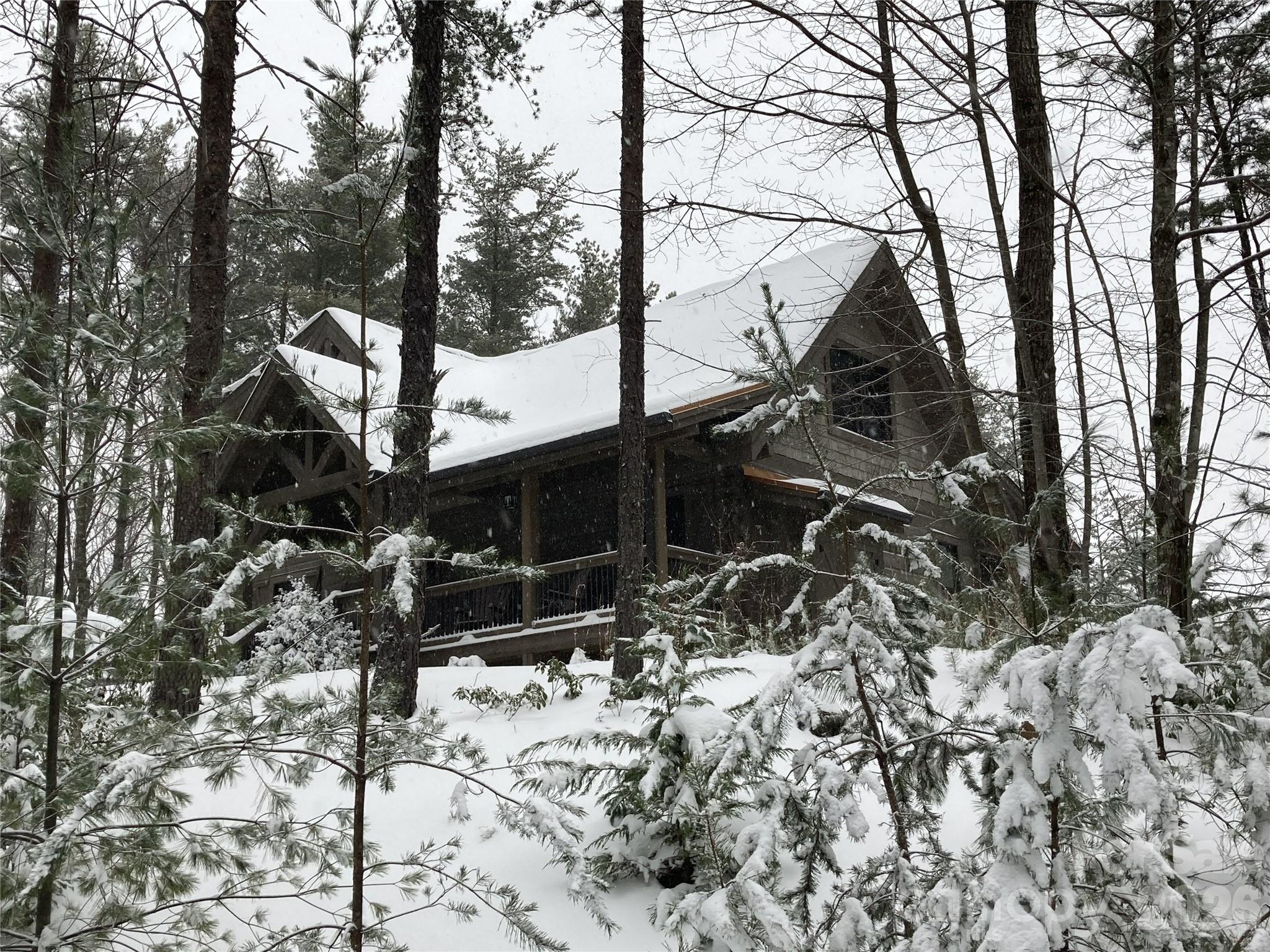 1016 Horizon Trail — Nebo