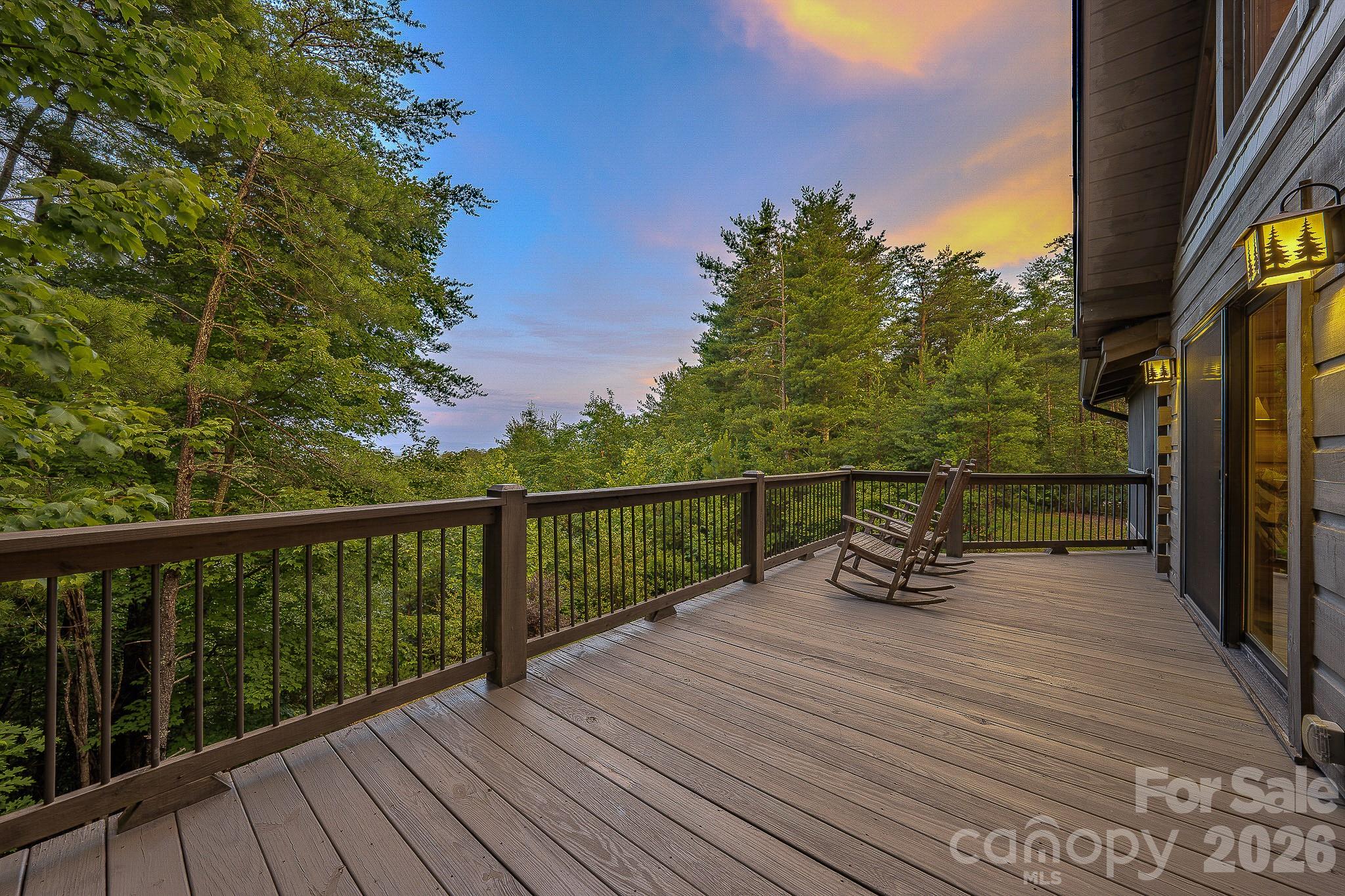 1016 Horizon Trail — Nebo