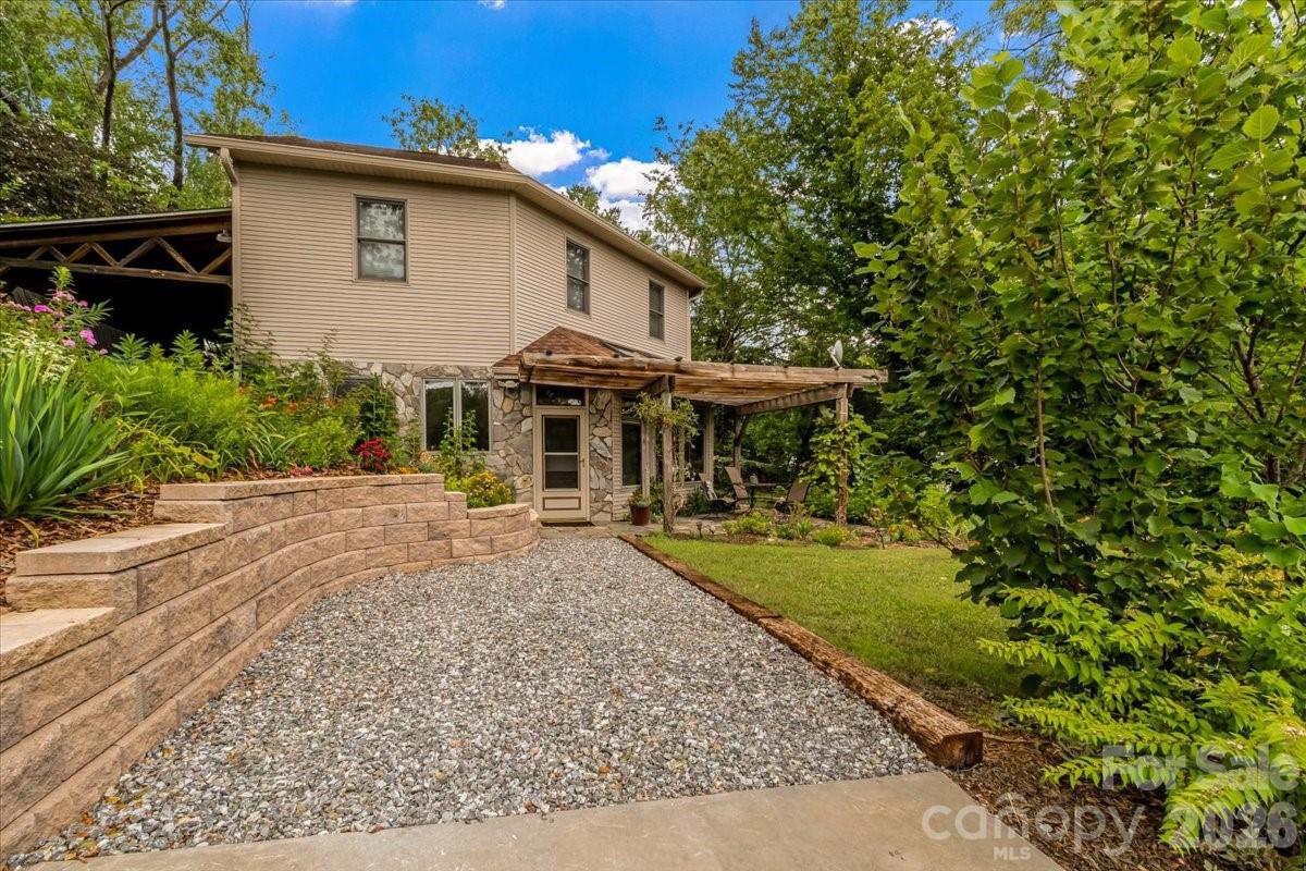 96 Woodrow Avenue — Asheville