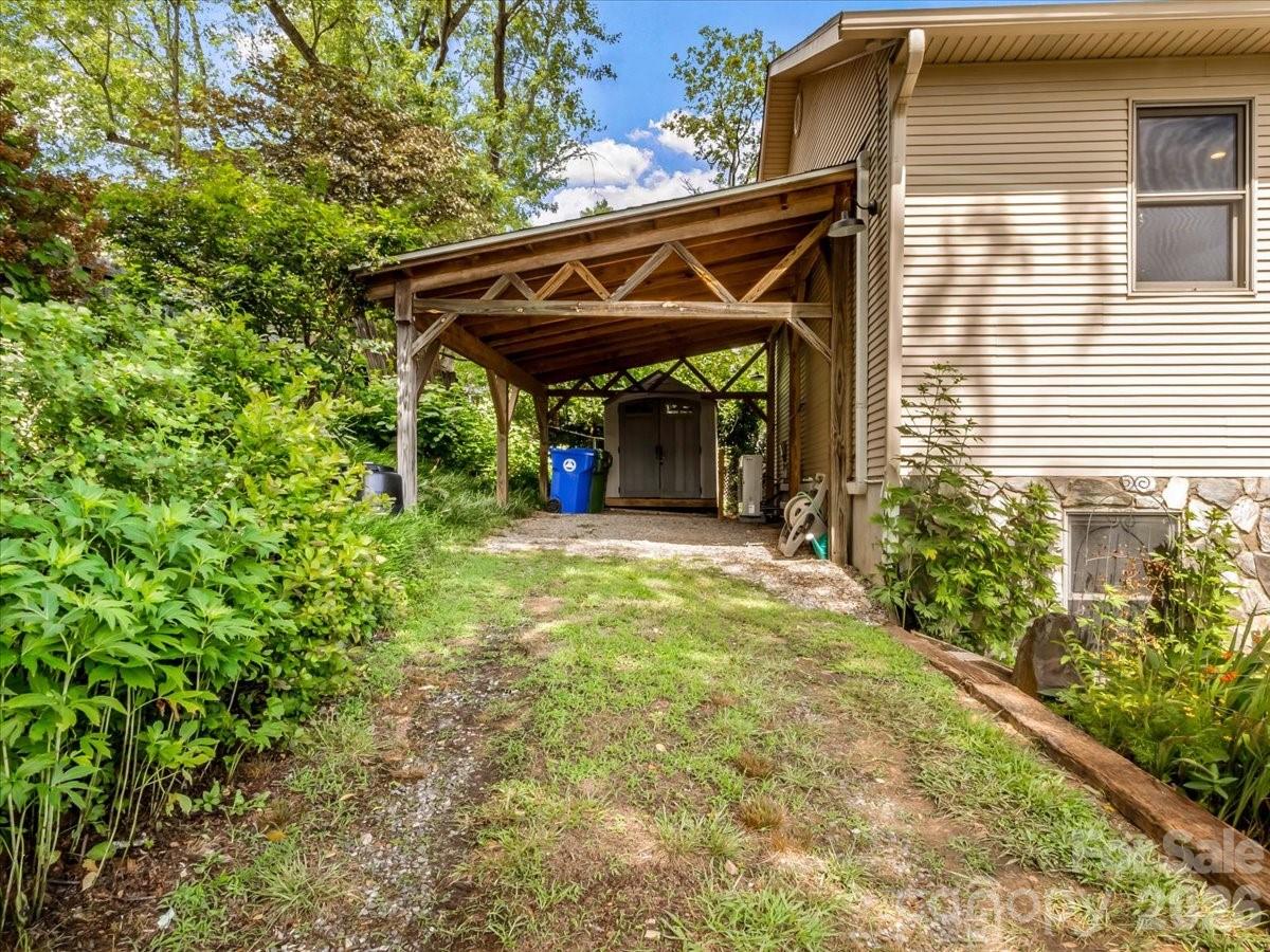 96 Woodrow Avenue — Asheville