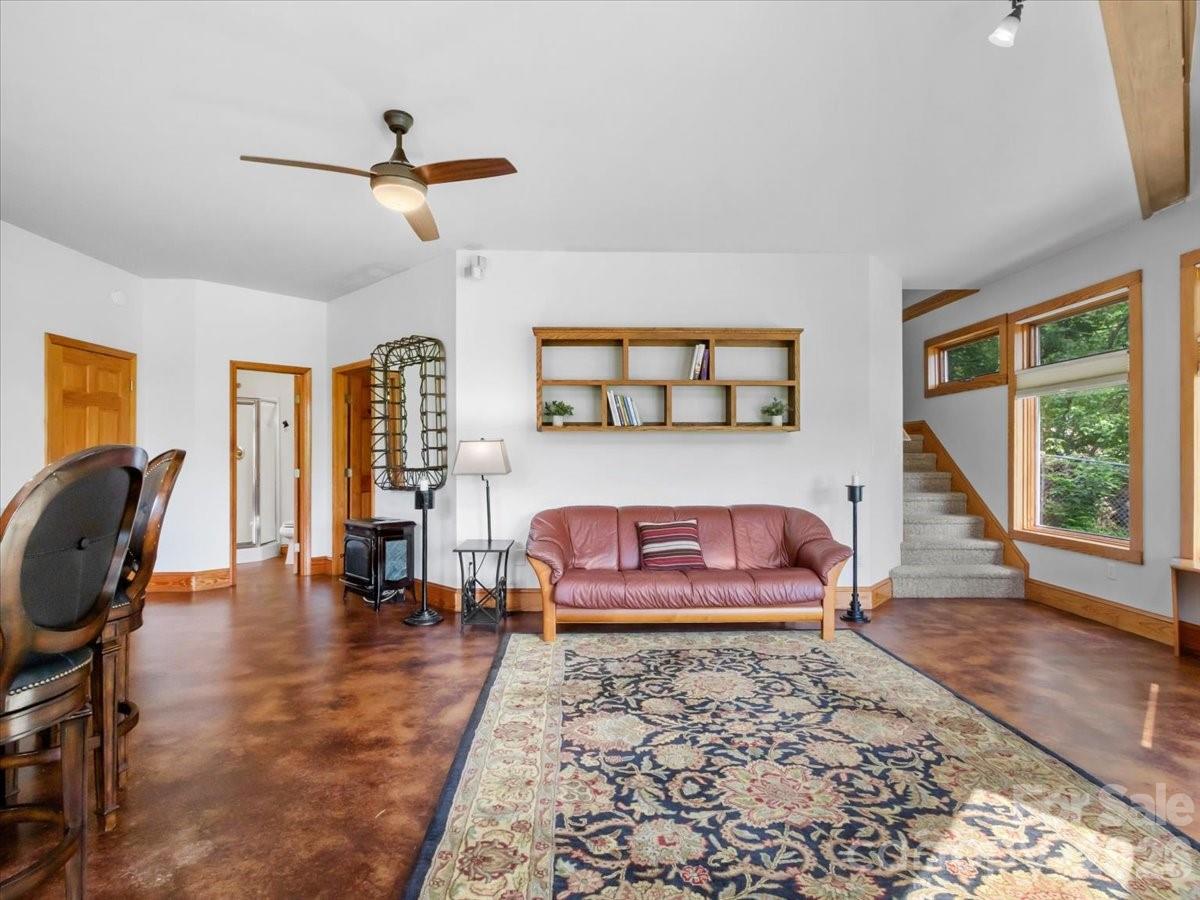 96 Woodrow Avenue — Asheville
