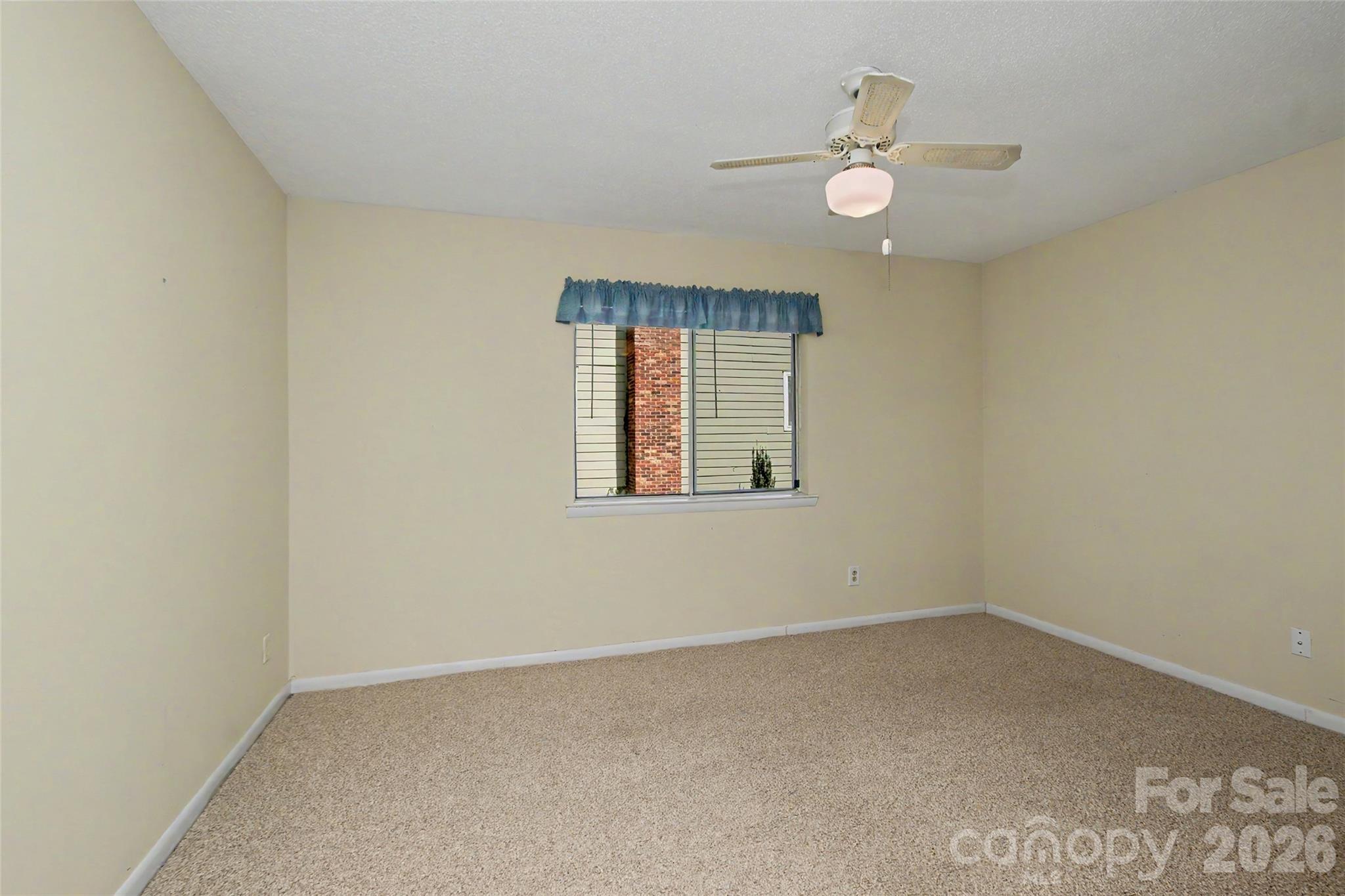 807 Sardis Cove Drive — Charlotte