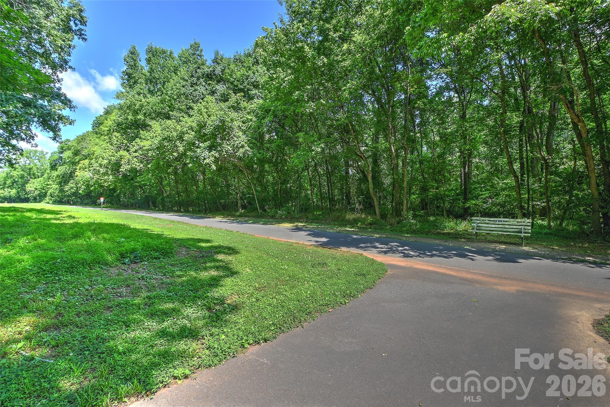 807 Sardis Cove Drive — Charlotte