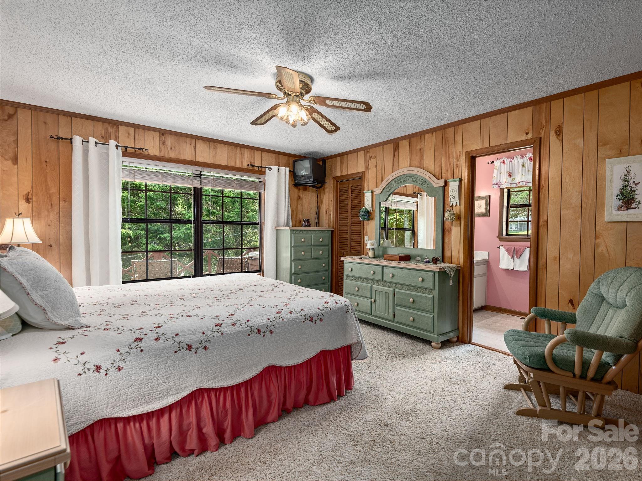 85 Hillcrest Road — Maggie Valley