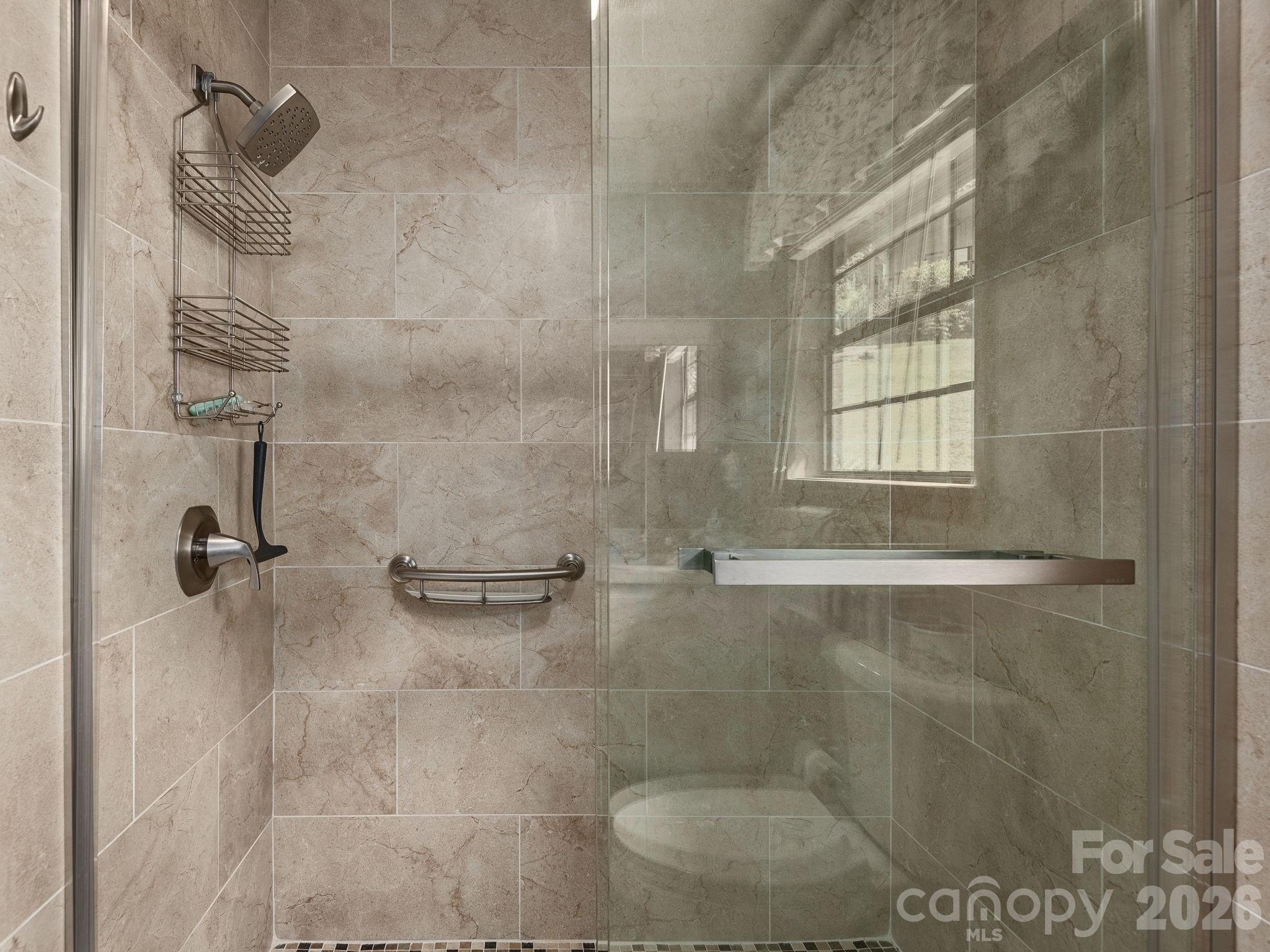 85 Hillcrest Road — Maggie Valley