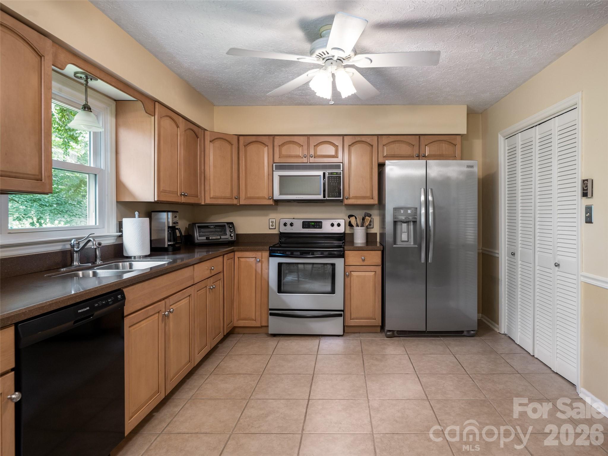 29 Jean Drive — Asheville