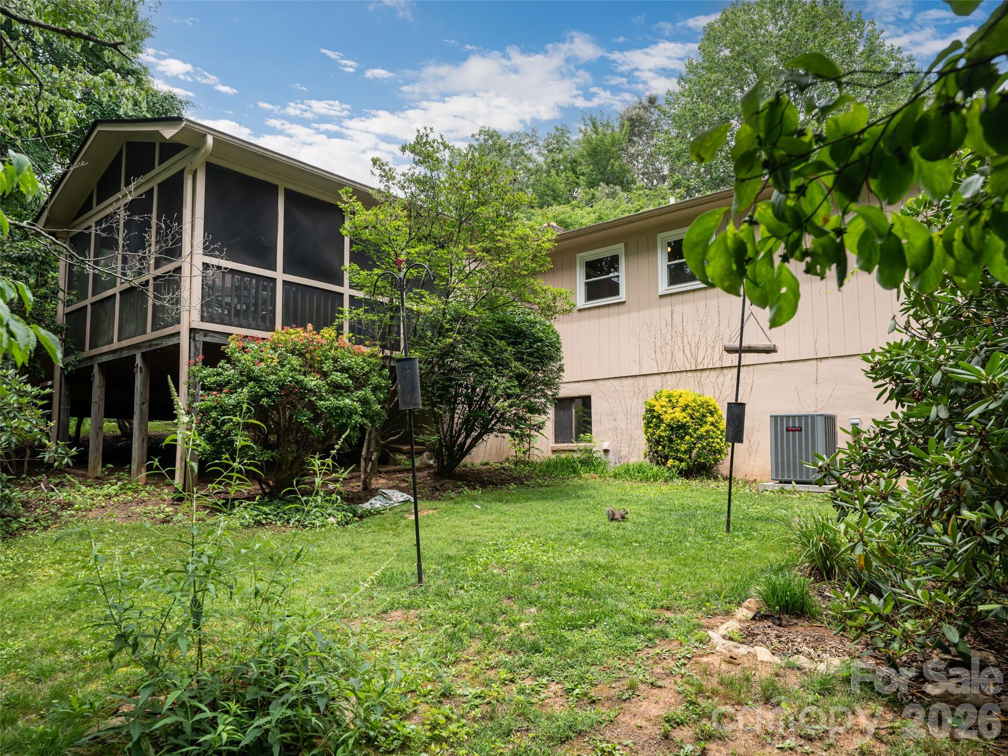 29 Jean Drive — Asheville