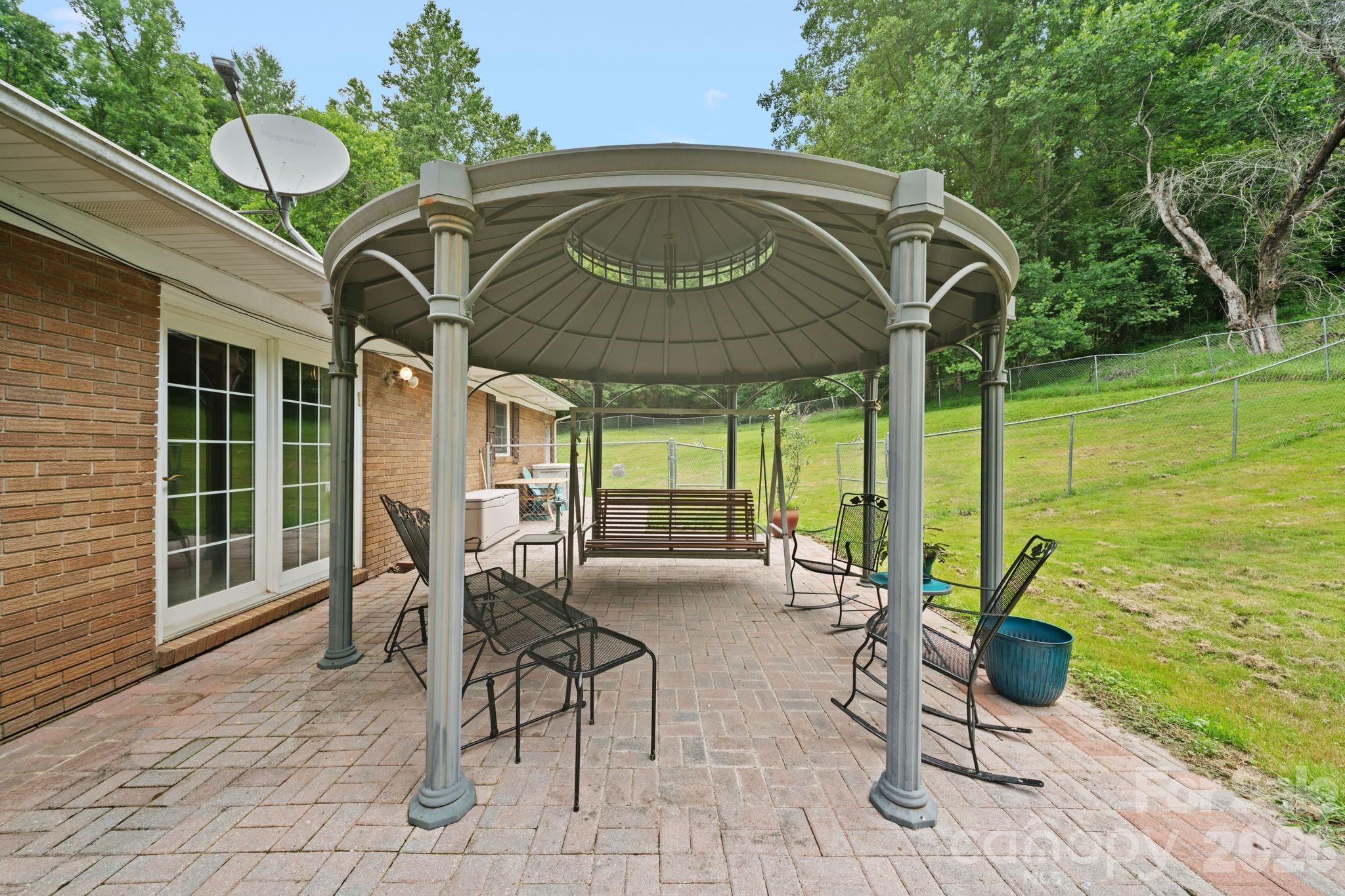 528 Baccus Siding Road — Green Mountain