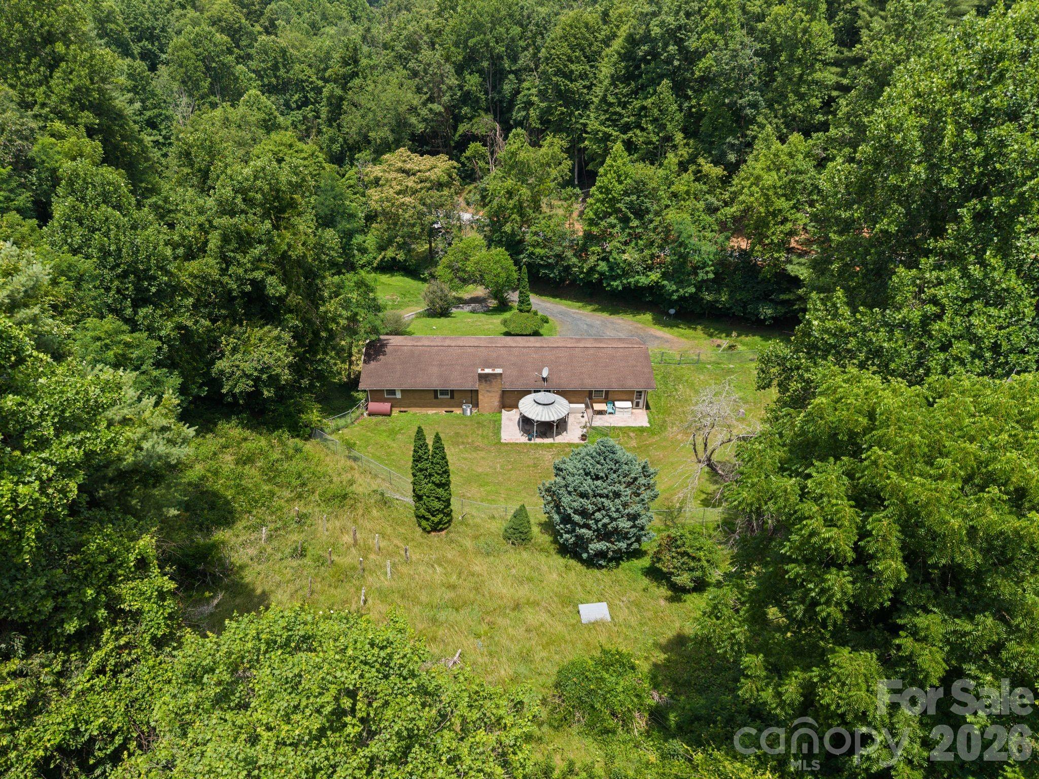 528 Baccus Siding Road — Green Mountain