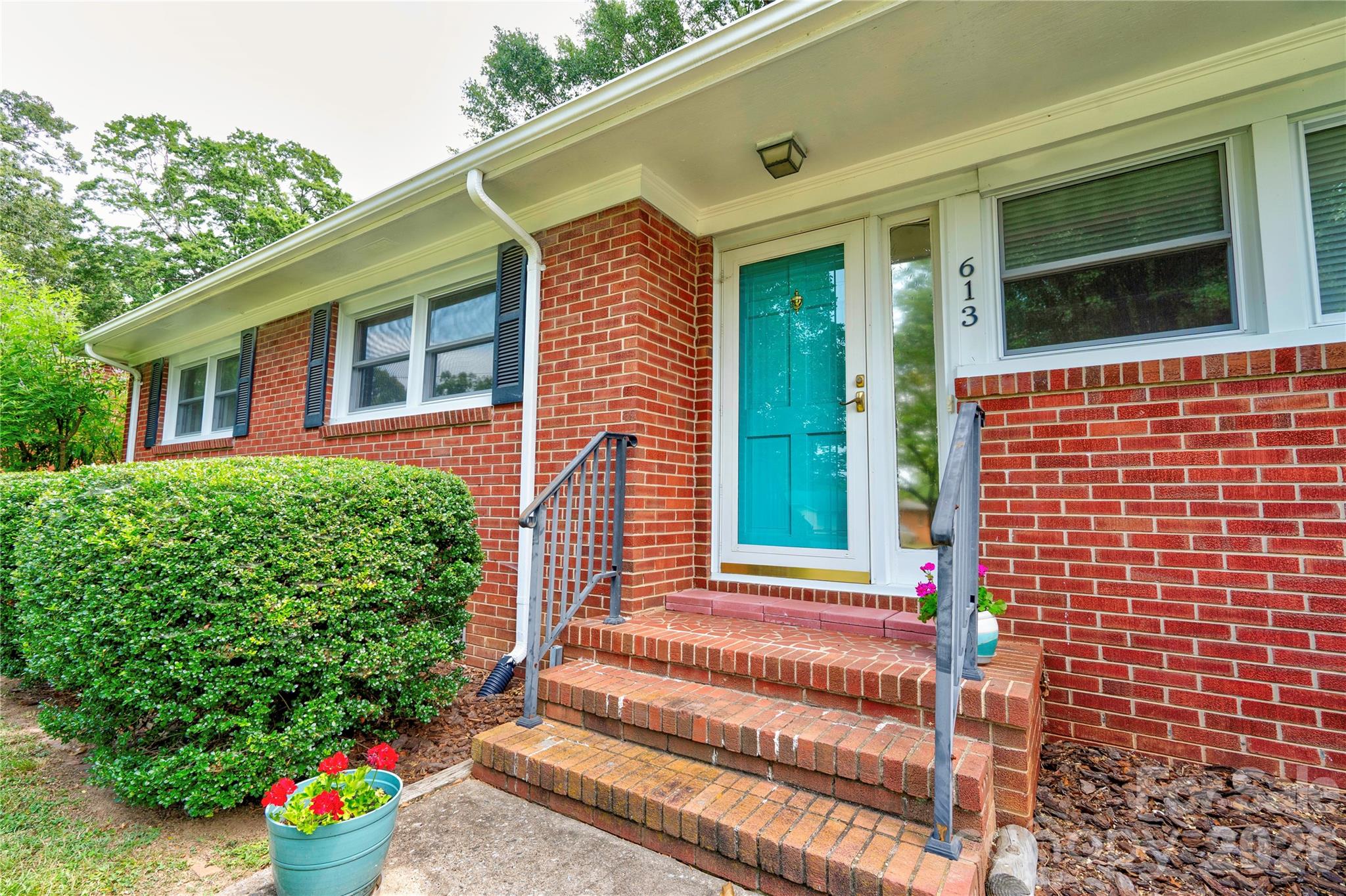 613 Tina Drive — Shelby