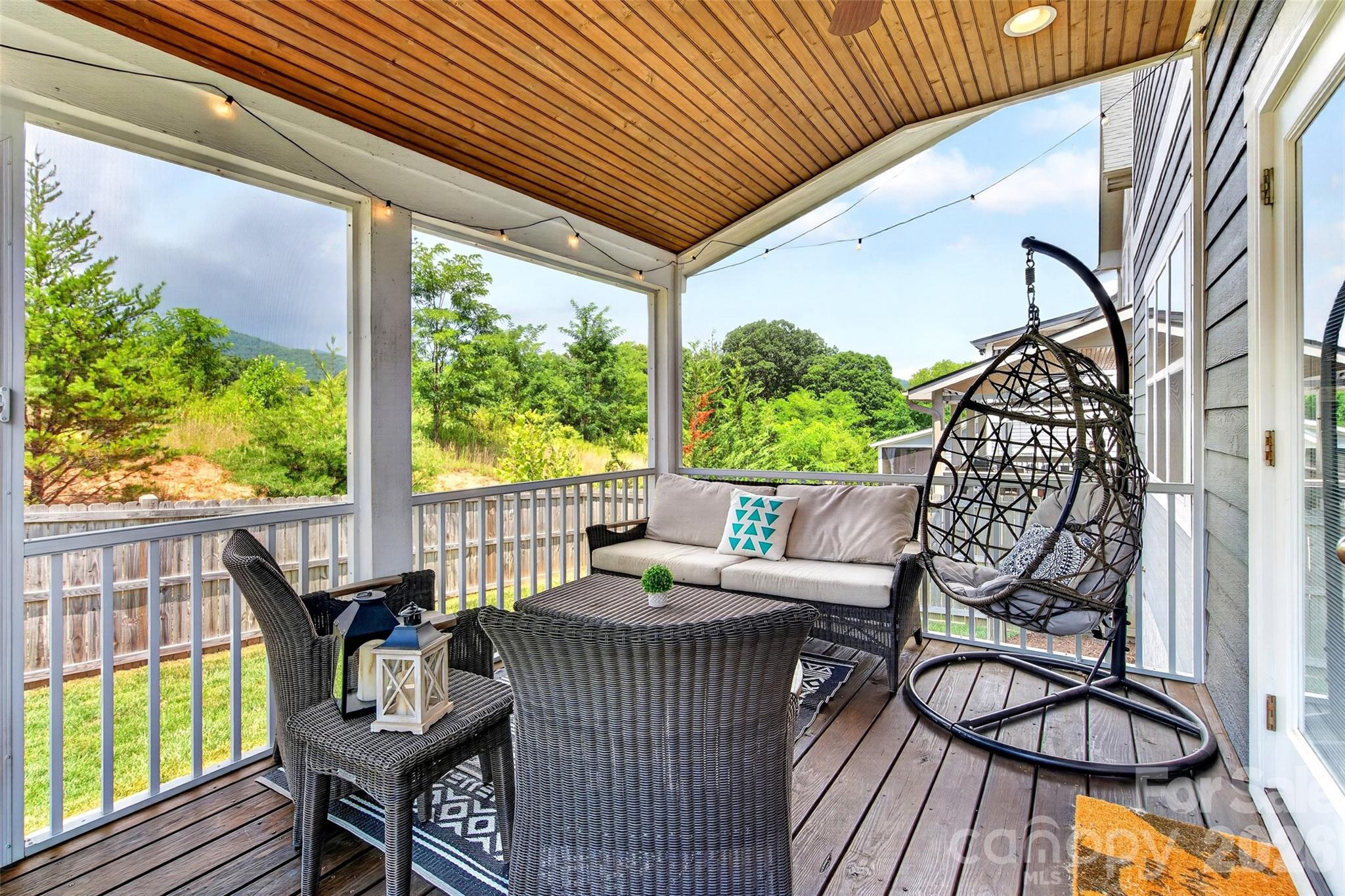 22 Tudor Way — Black Mountain