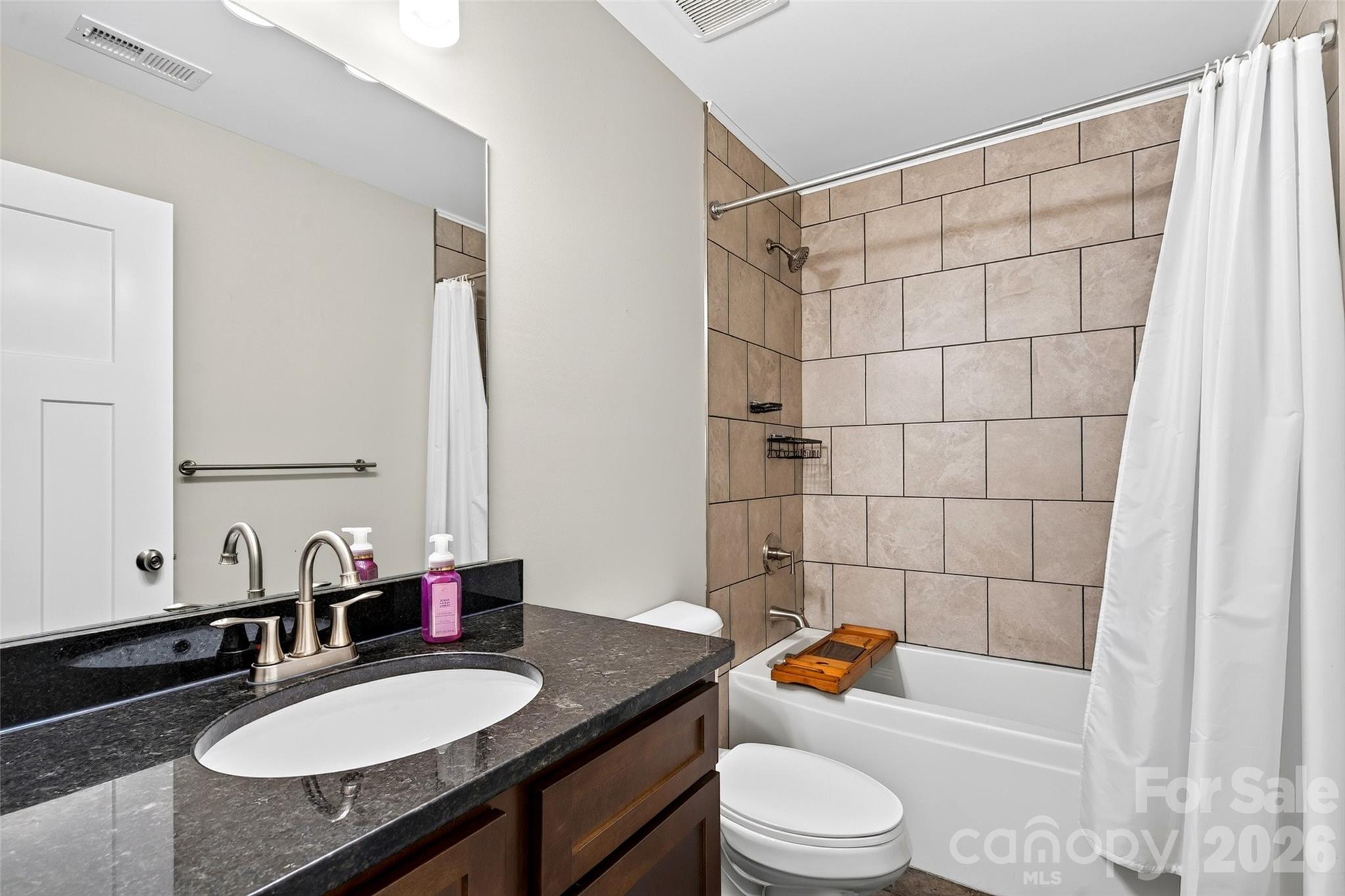 22 Tudor Way — Black Mountain