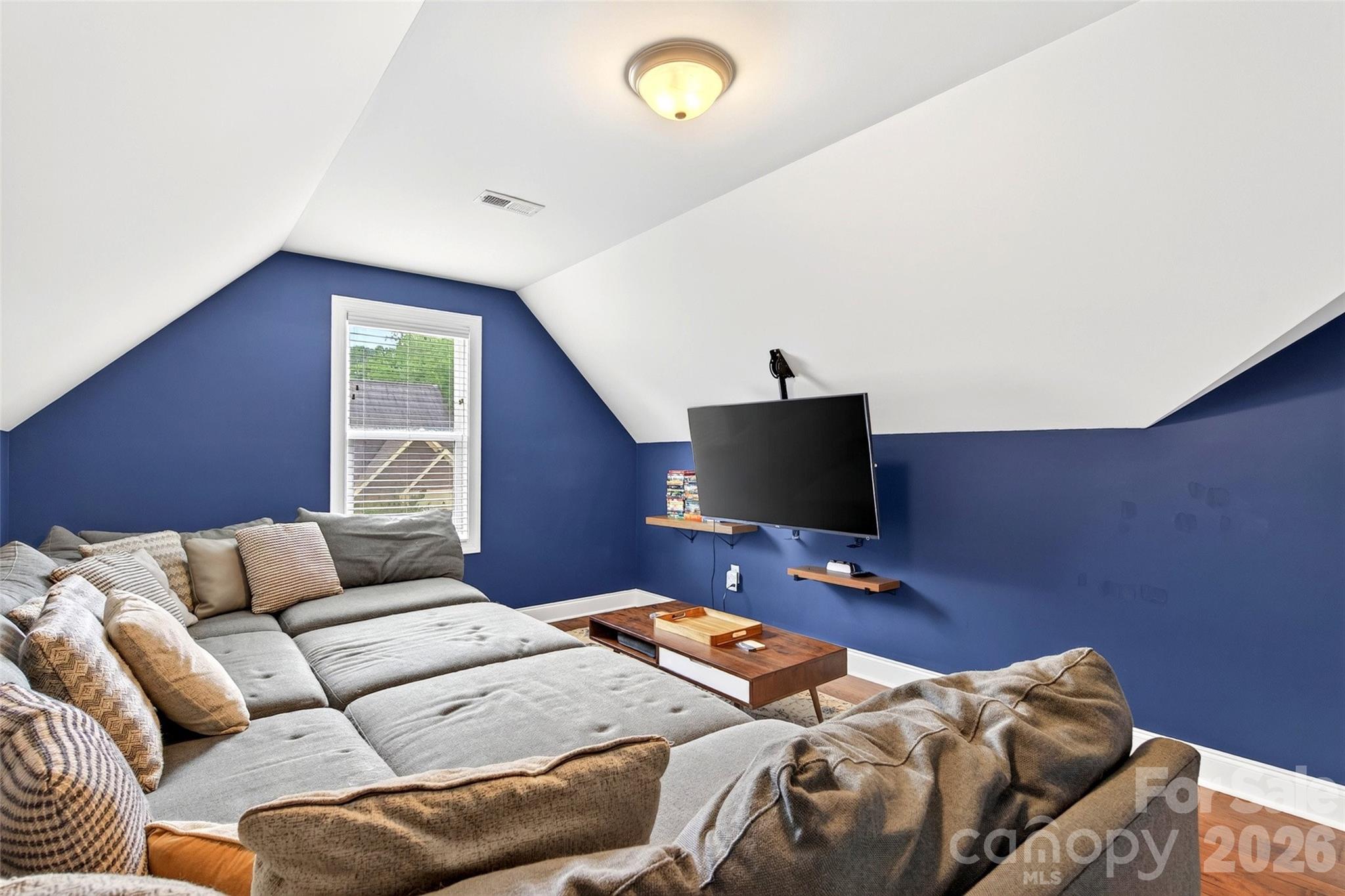 22 Tudor Way — Black Mountain