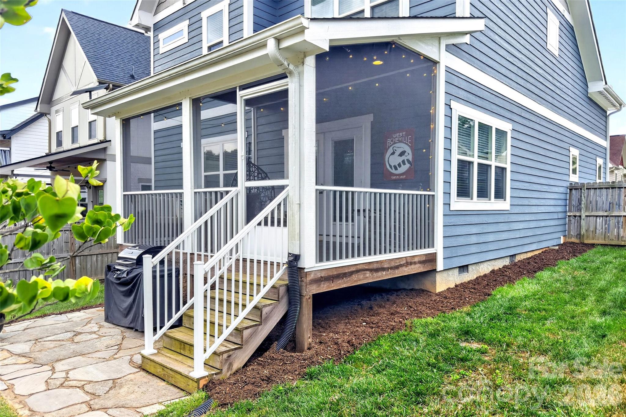22 Tudor Way — Black Mountain