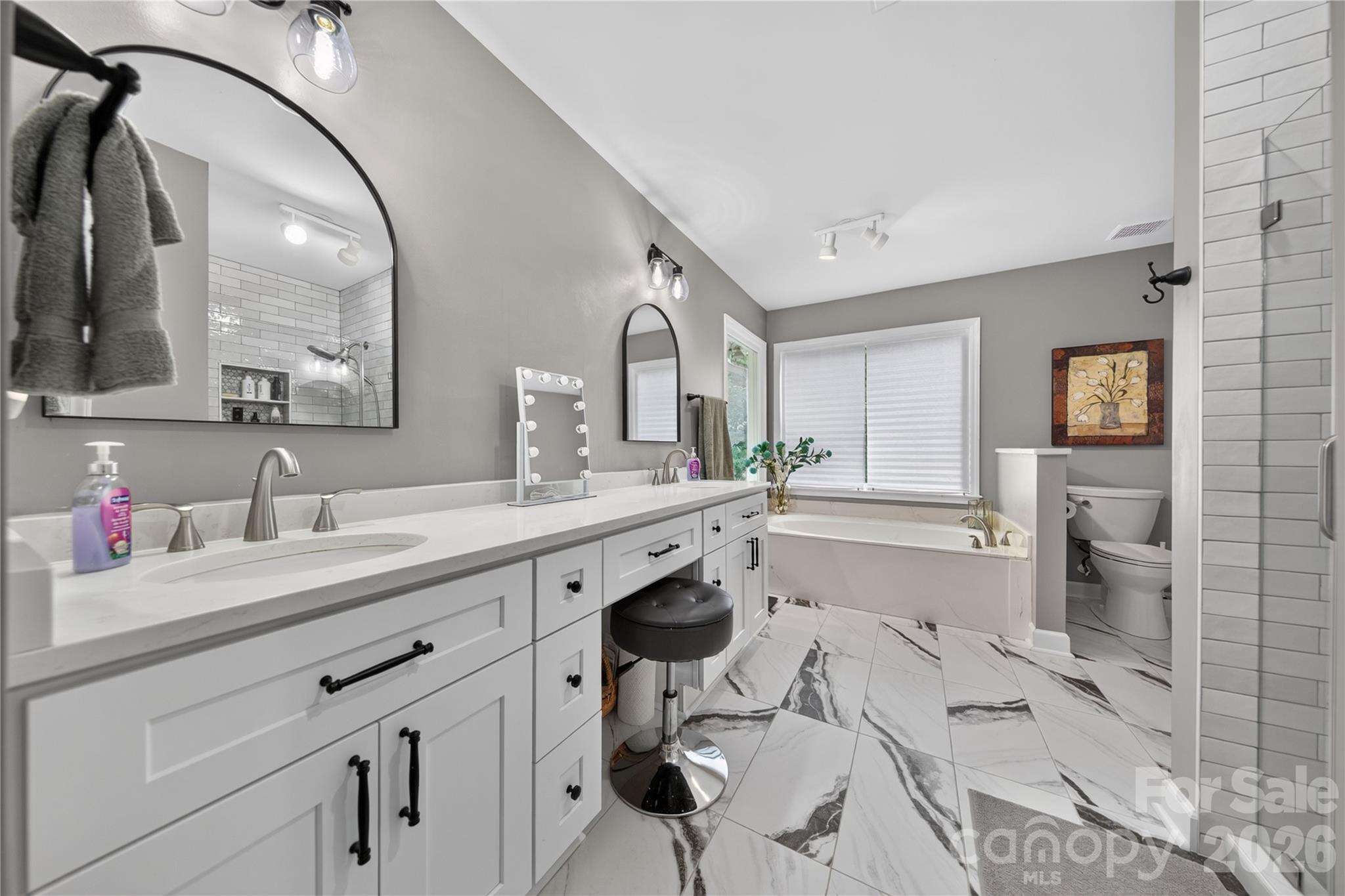 5911 Chalyce Lane — Charlotte