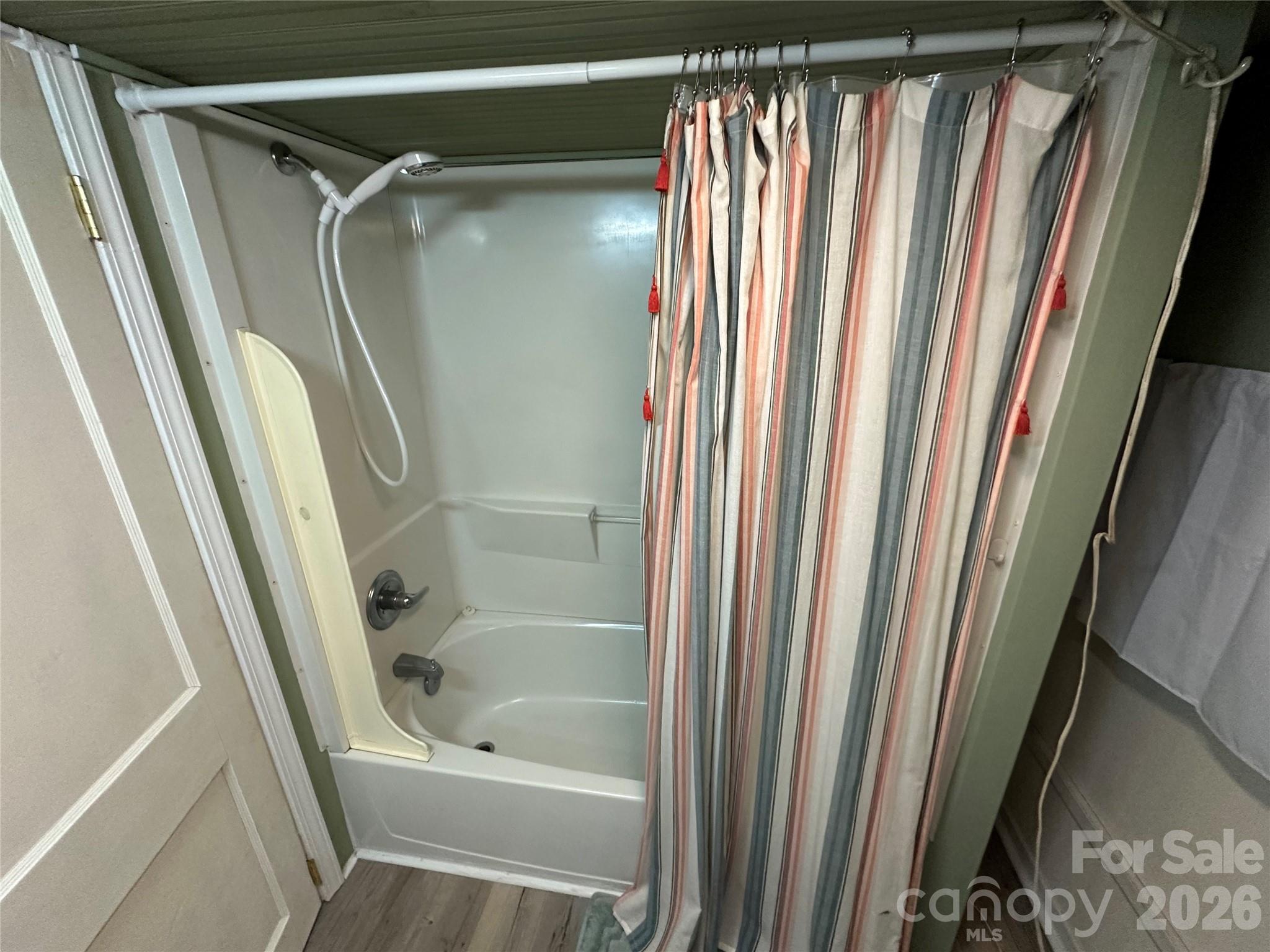 162 Clubhouse Drive — New London