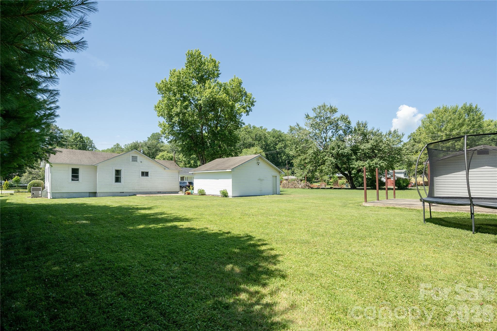 419 Big Bend Road — Brevard