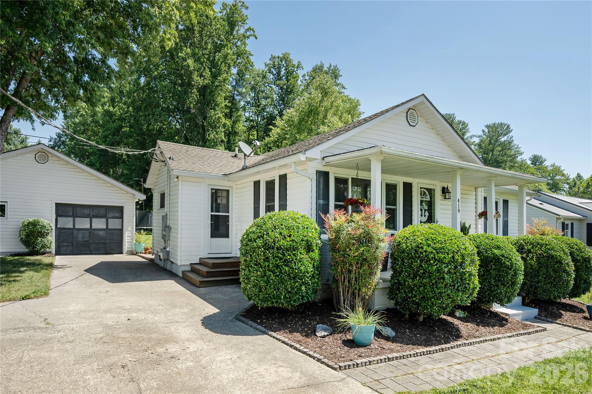 419 Big Bend Road — Brevard