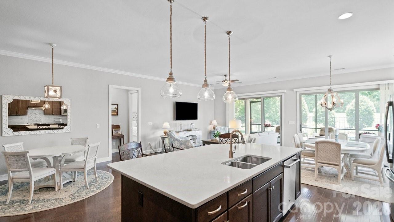 261 Stone Mountain Way — Denver