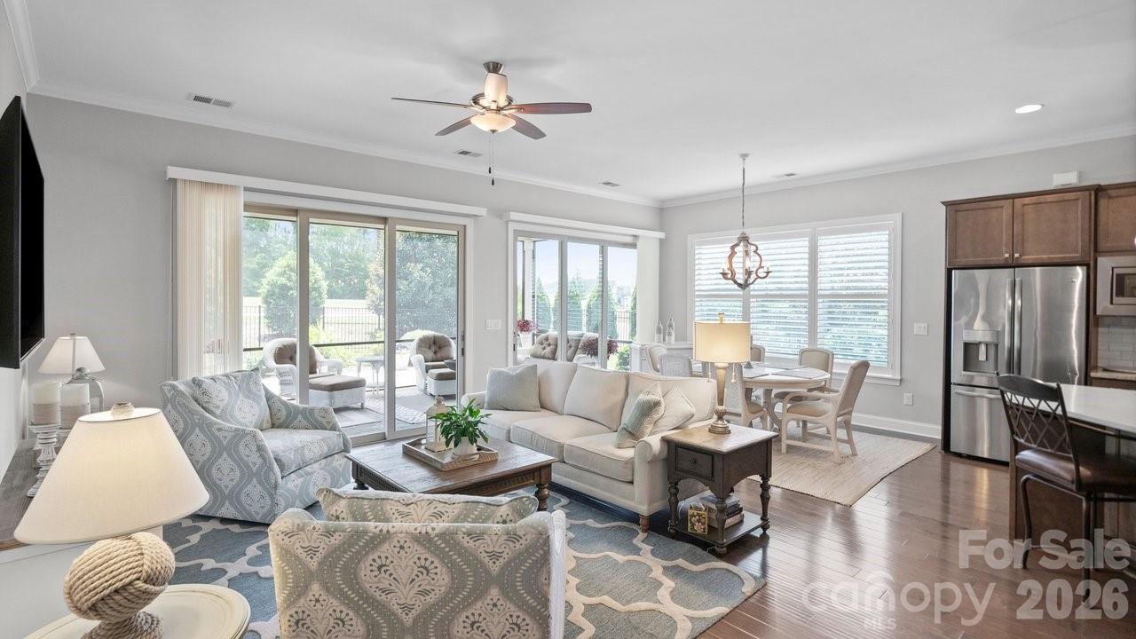 261 Stone Mountain Way — Denver