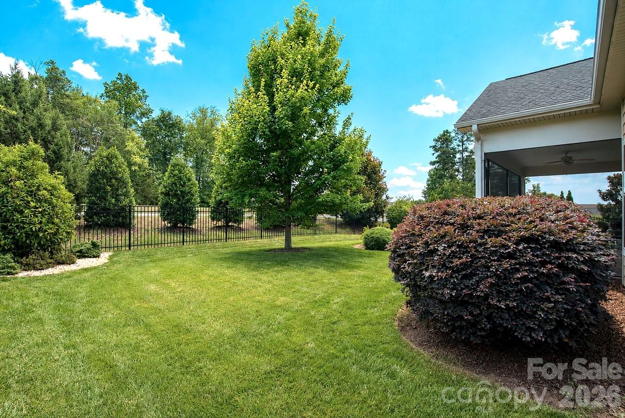 261 Stone Mountain Way — Denver