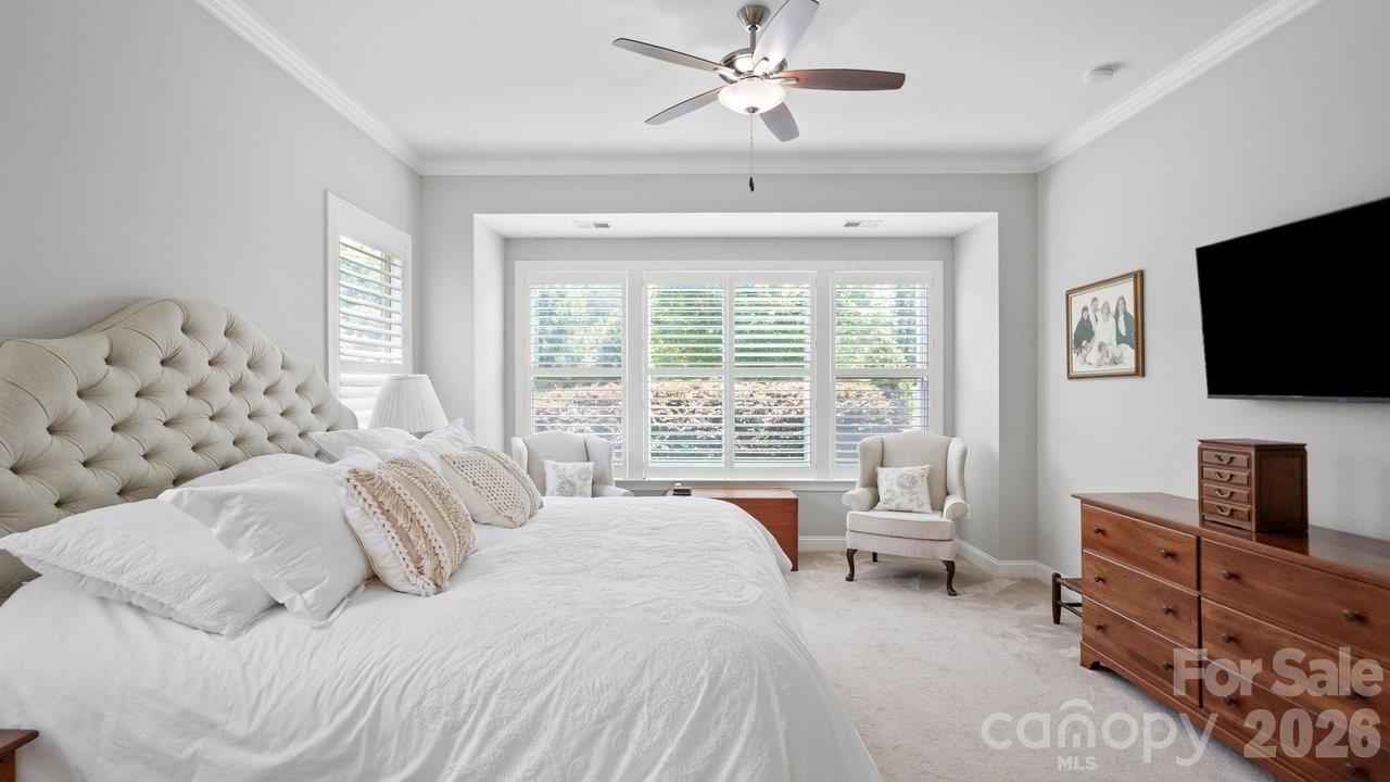 261 Stone Mountain Way — Denver