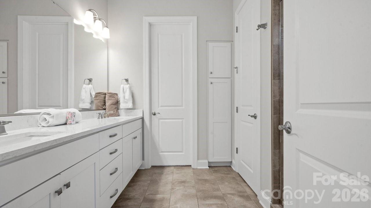 261 Stone Mountain Way — Denver