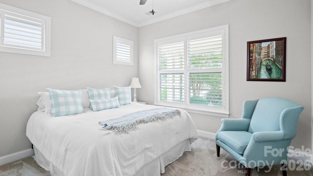 261 Stone Mountain Way — Denver