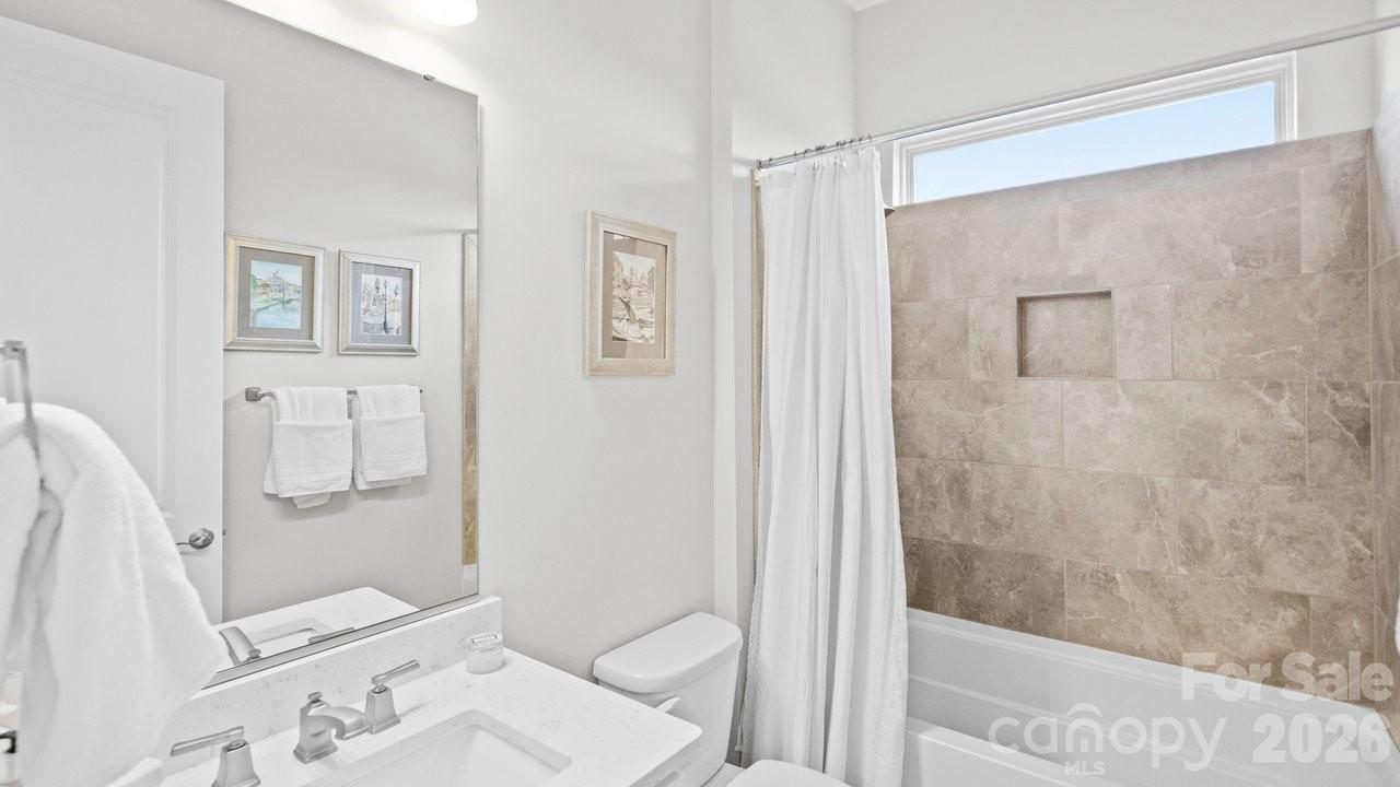261 Stone Mountain Way — Denver