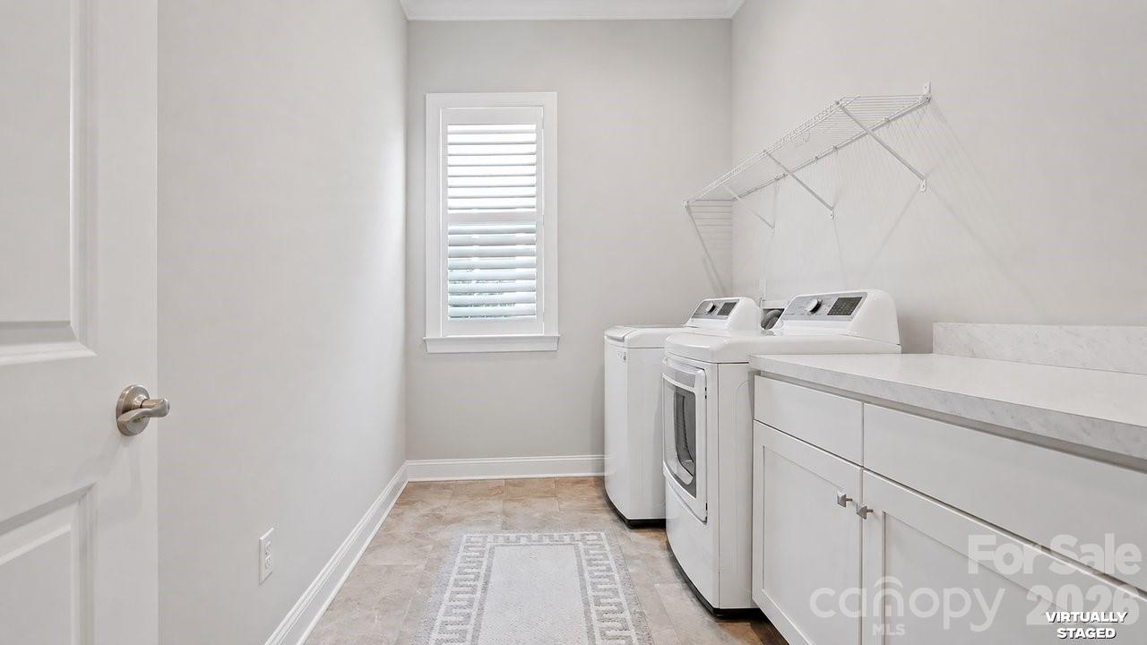 261 Stone Mountain Way — Denver
