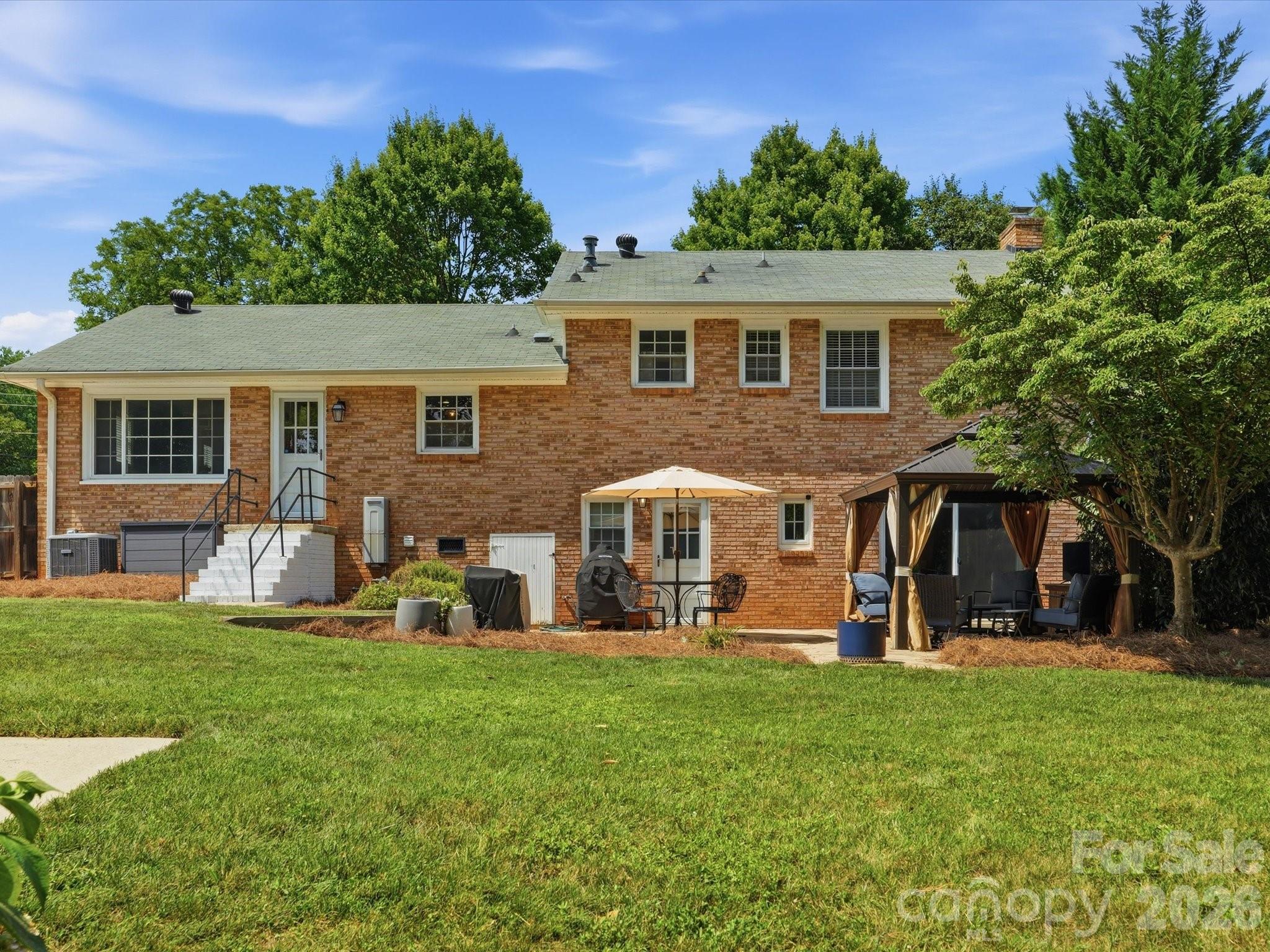 1730 Delchester Drive — Charlotte